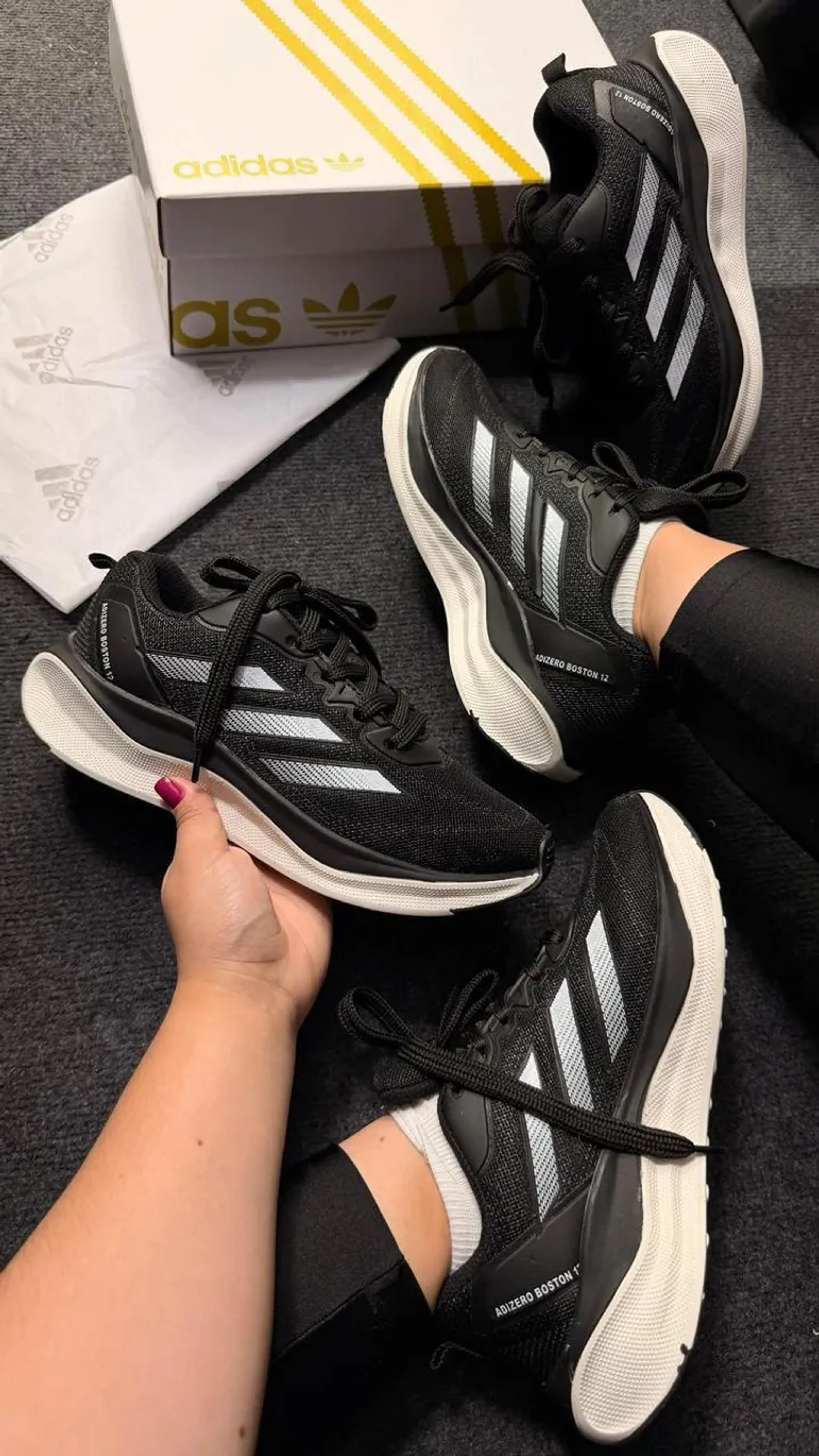 Adidas Supernova Adizero Preto e Bege 39 imagem