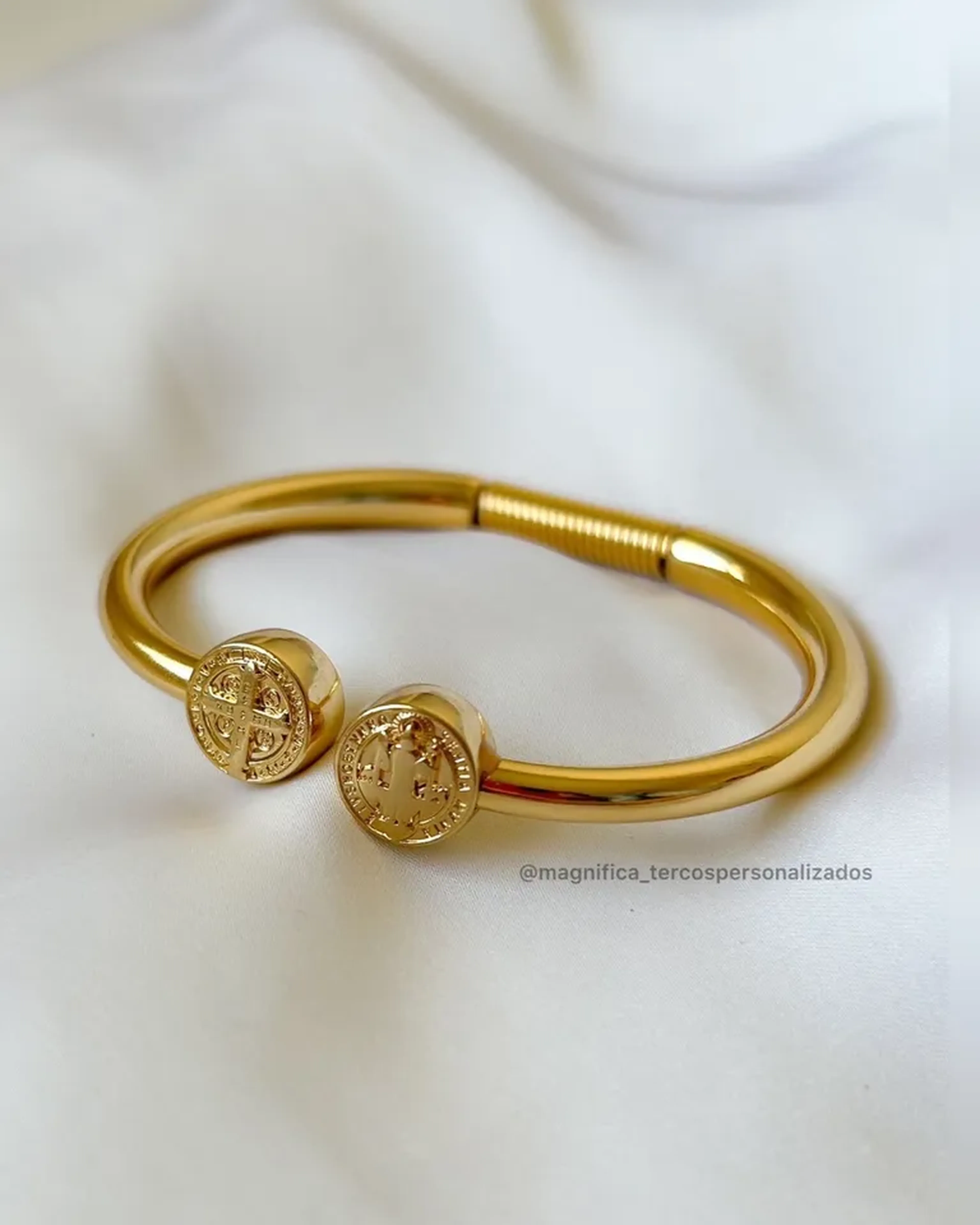 Bracelete São Bento imagem