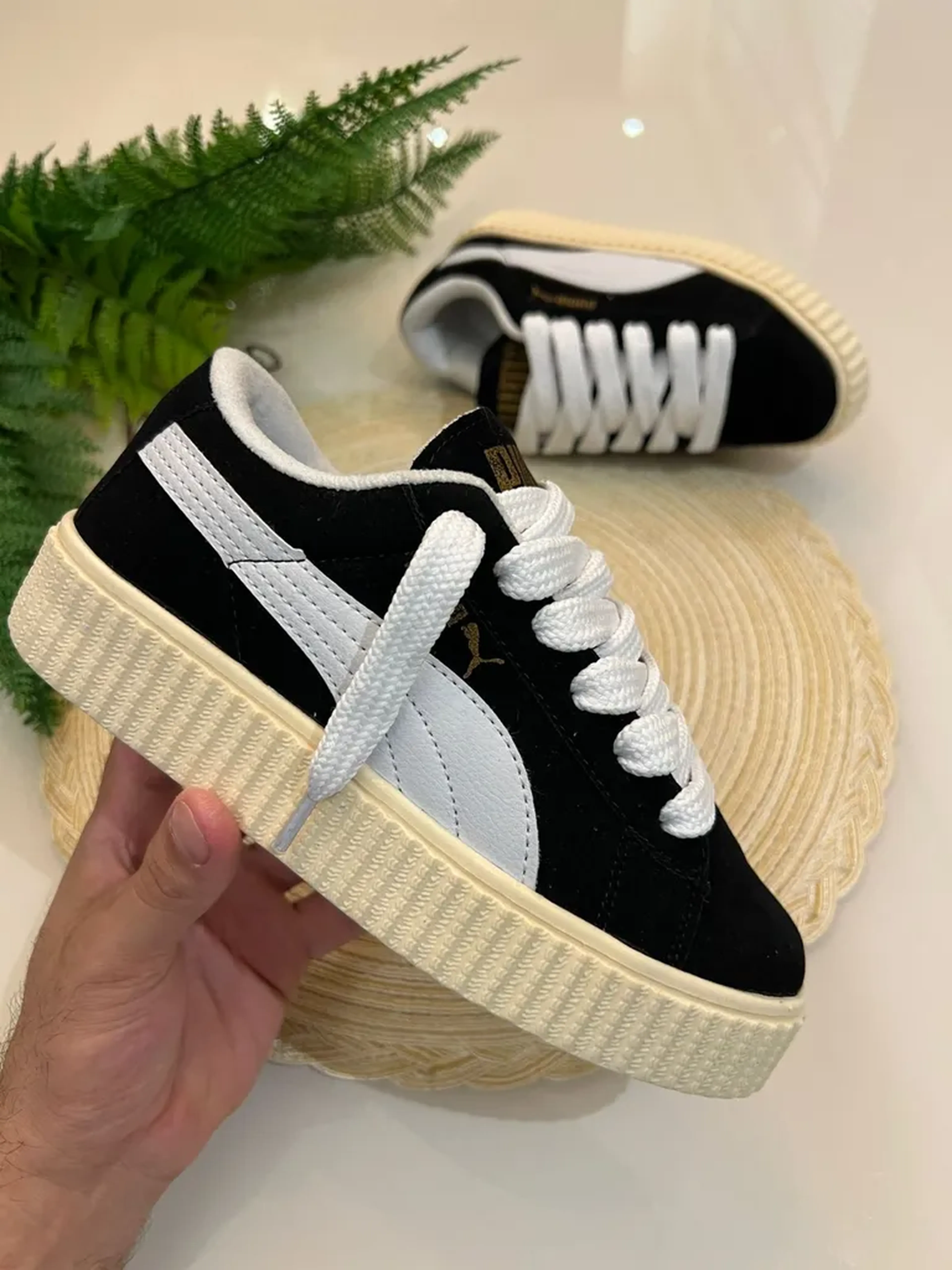 Puma fenty preto c branco imagem