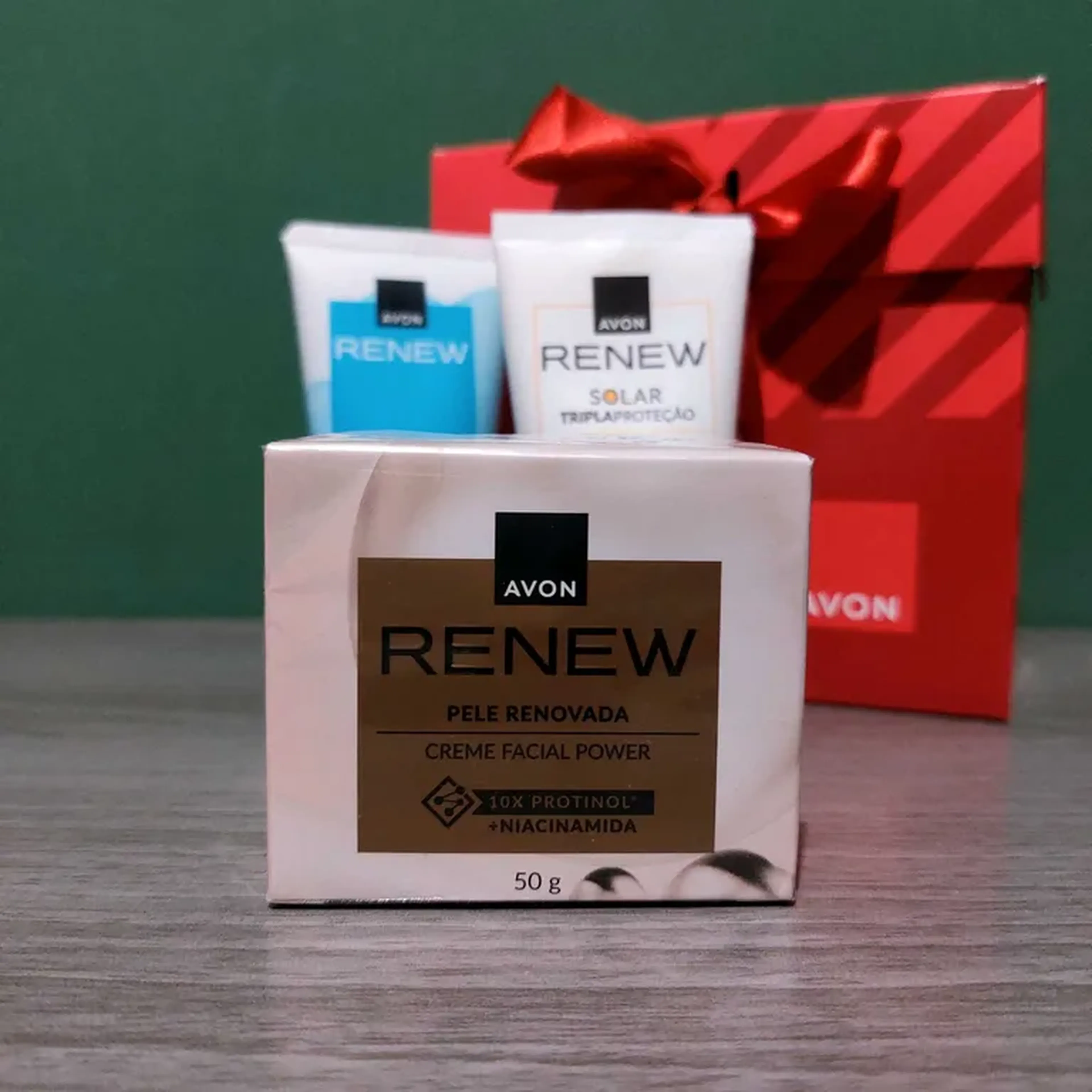 AVON RENEW Creme Facial Renovador Power 10x Protinol Niacinamida imagem