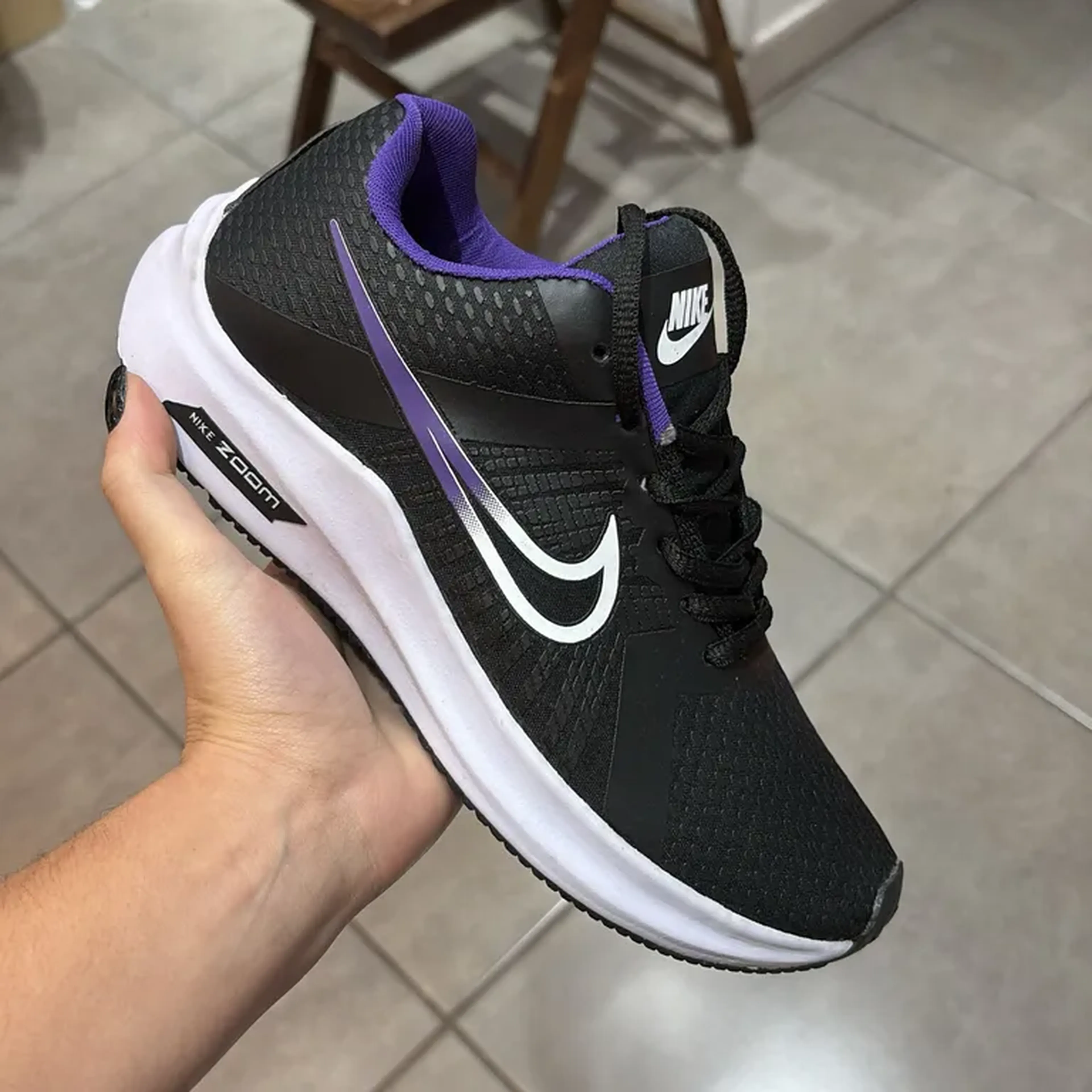 Nike zoom preto roxo imagem