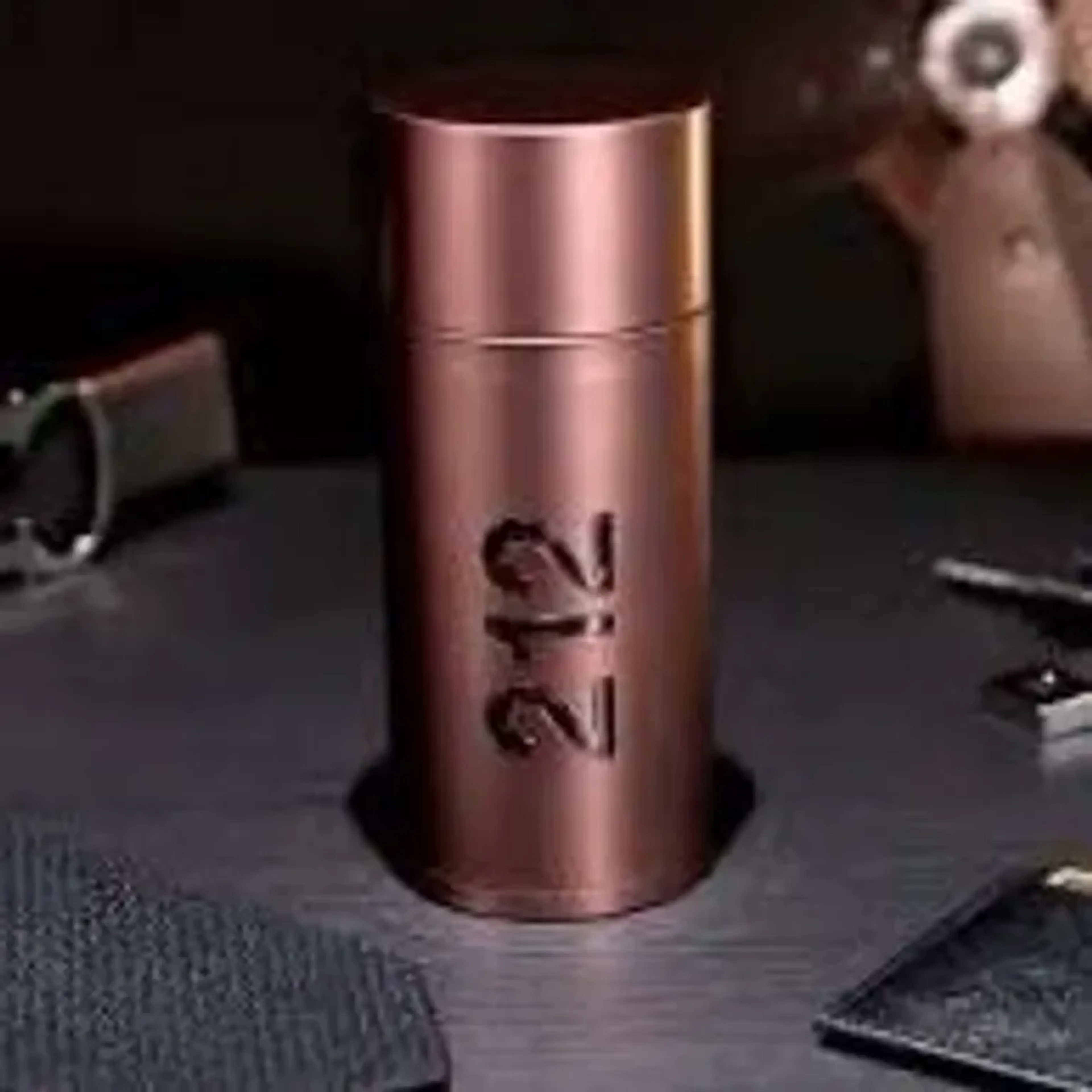 CAROLINA HERRERA - 212 Sexy Men imagem