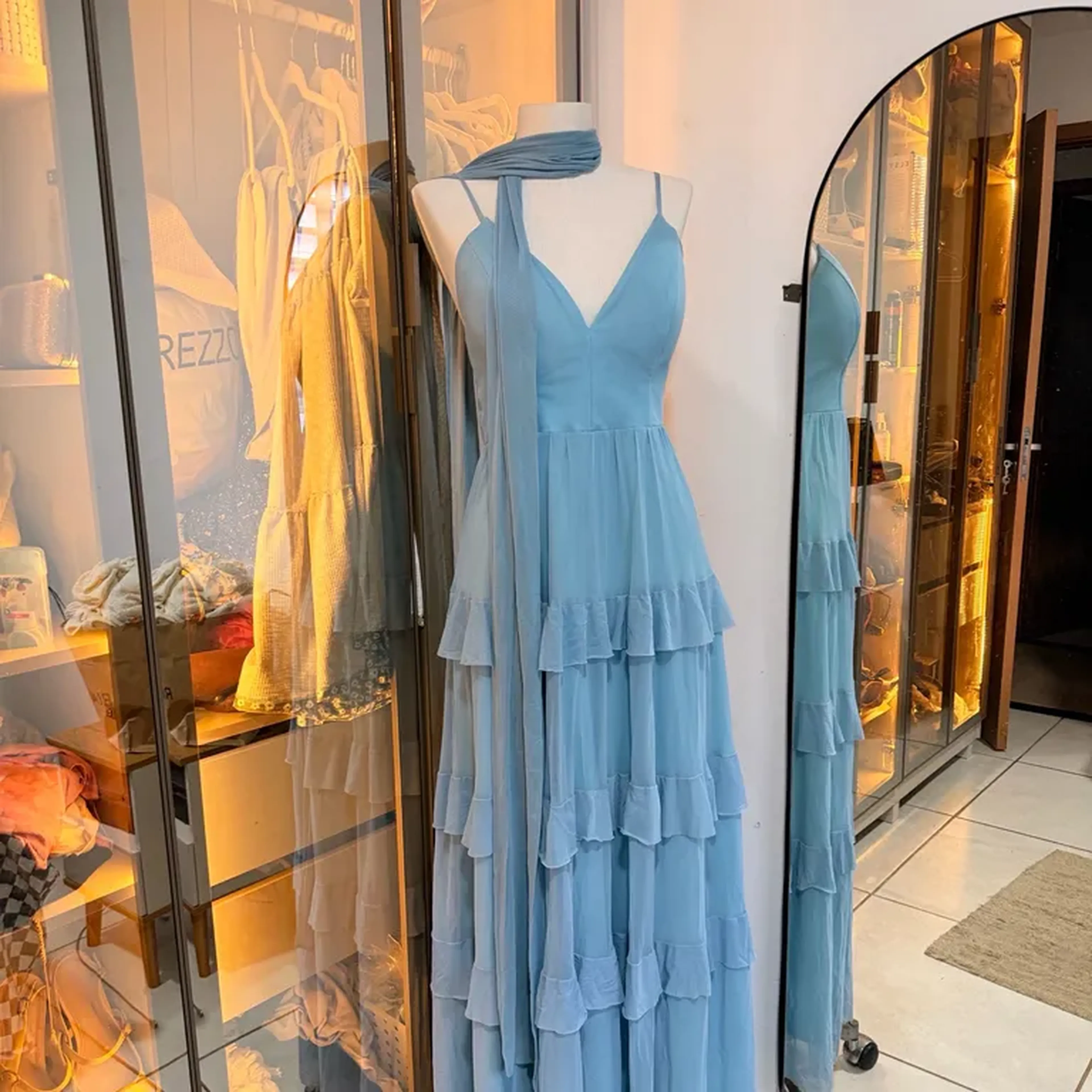 vestido de festa com sharpe imagem