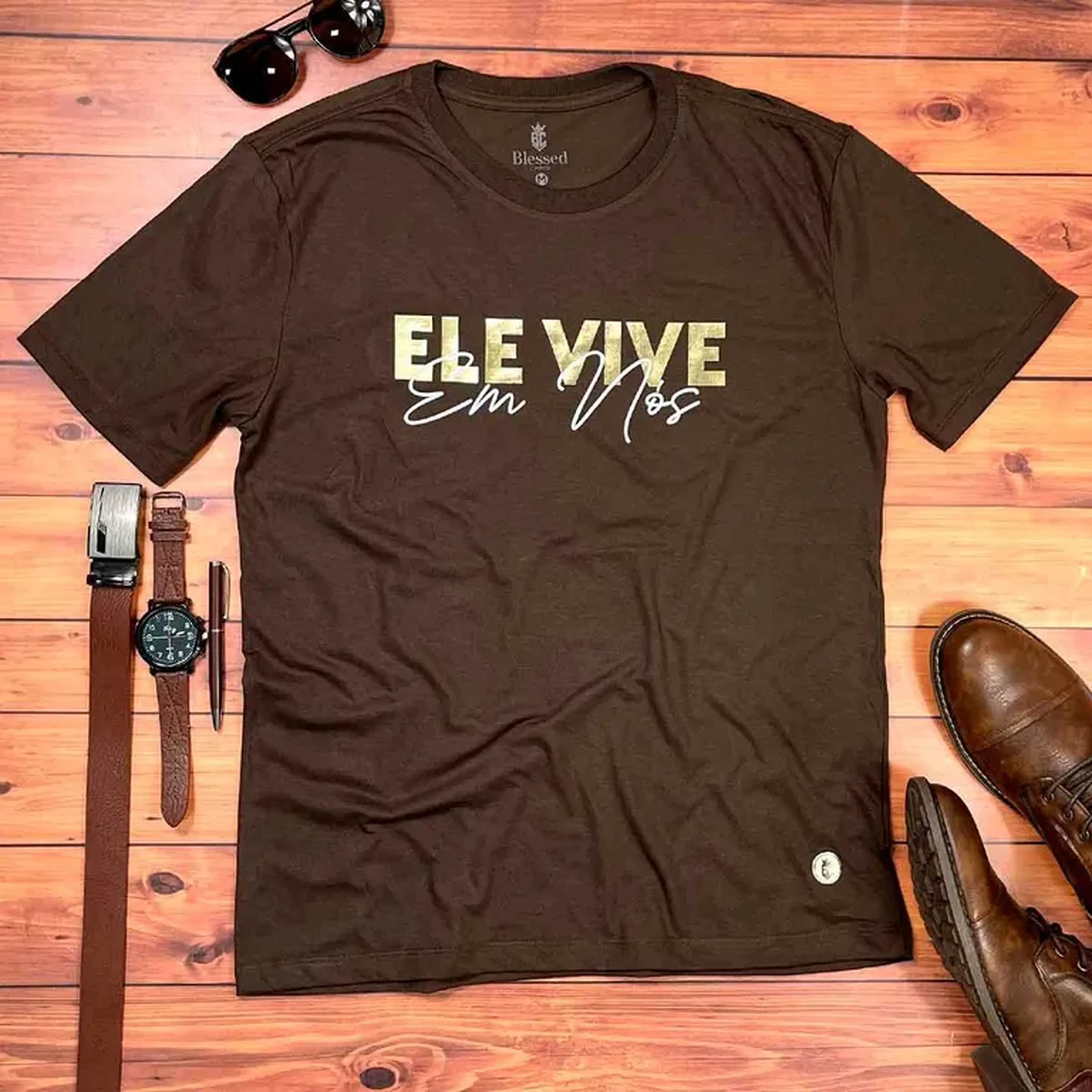 Camiseta Marrom Ele Vive imagem