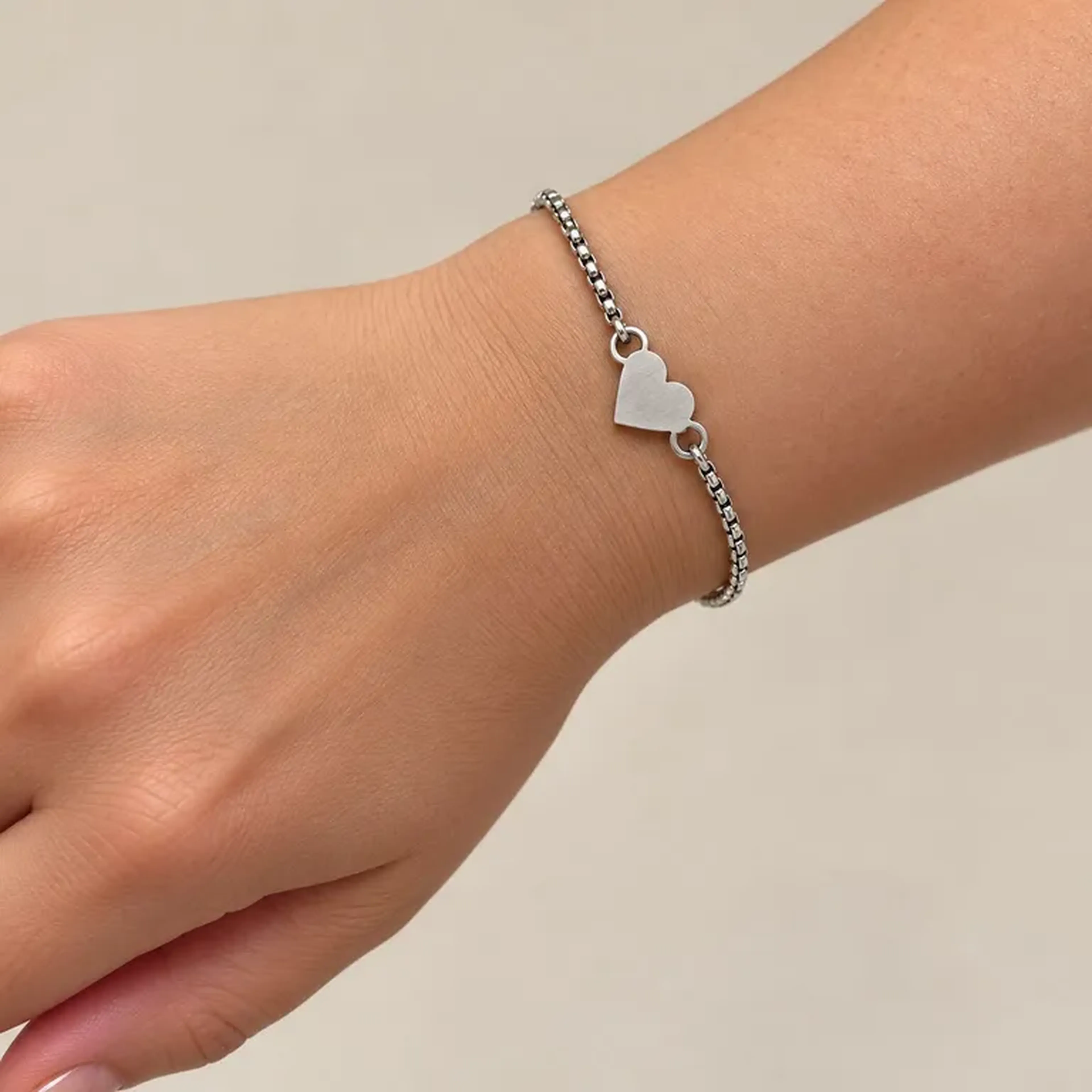 Pulseira gravatinha coração - Aço inox imagem