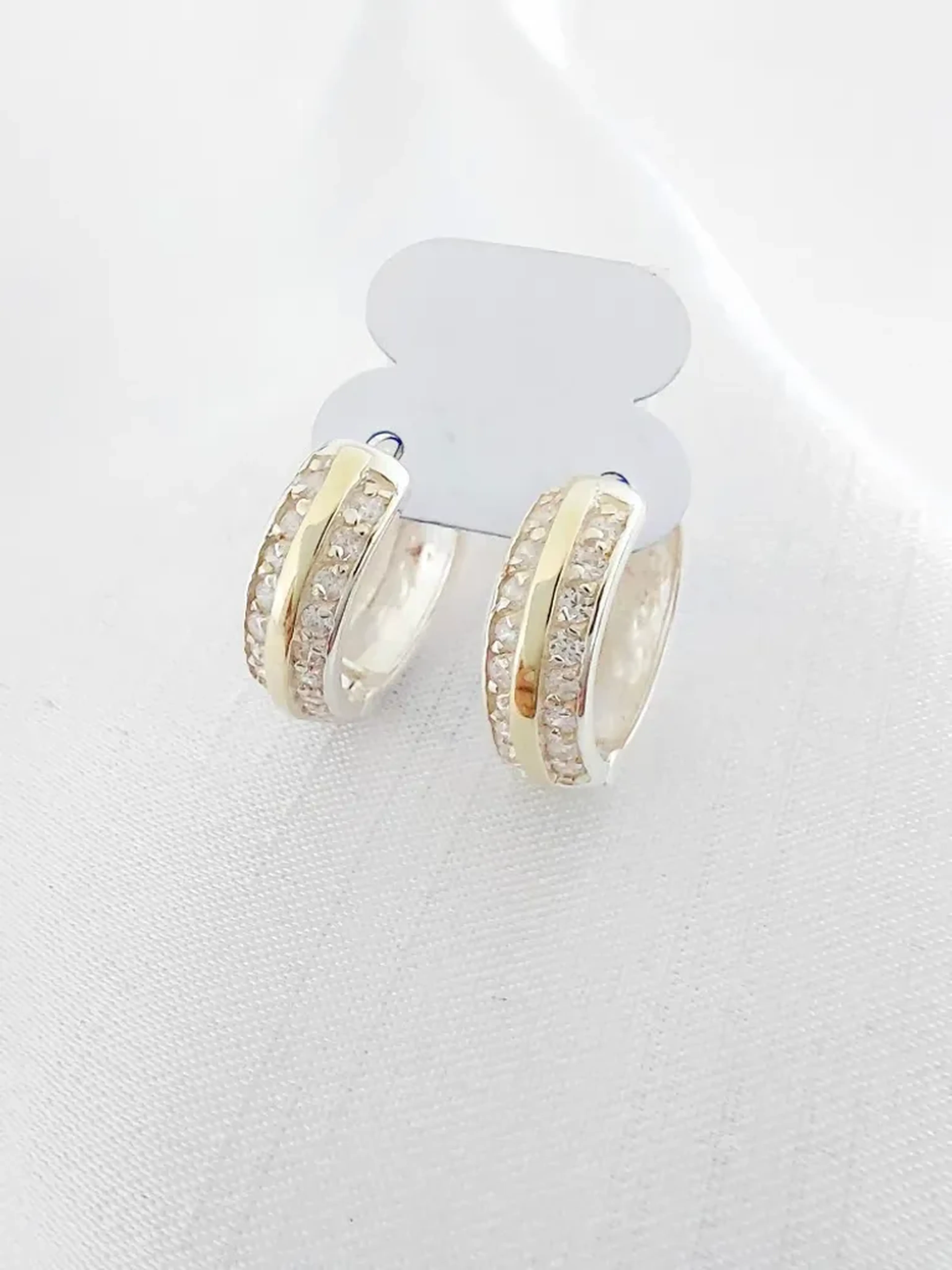 Argola Prata 925 com Filete de Ouro 14k imagem
