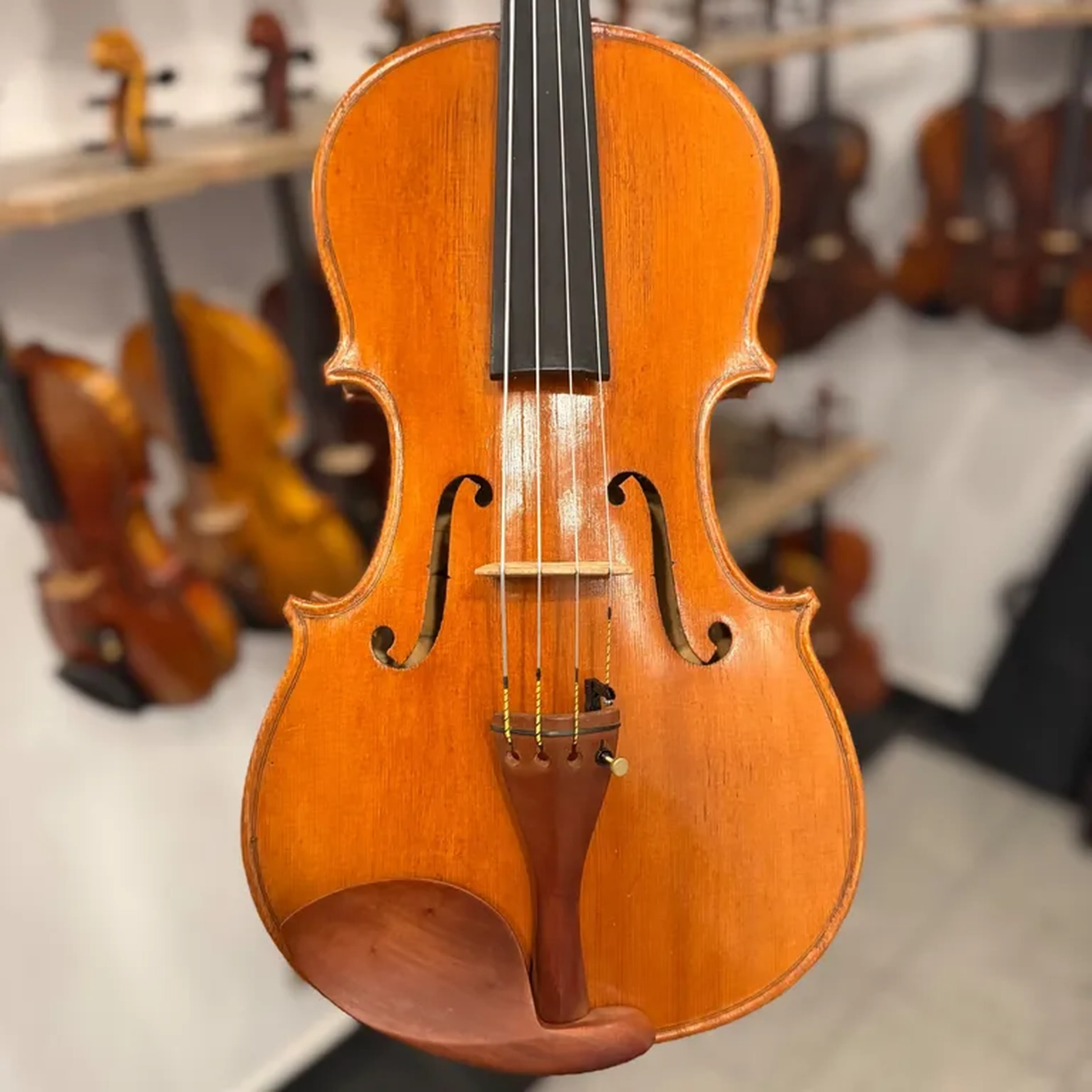 Viola de Fábrica Reformada por Luthier* imagem
