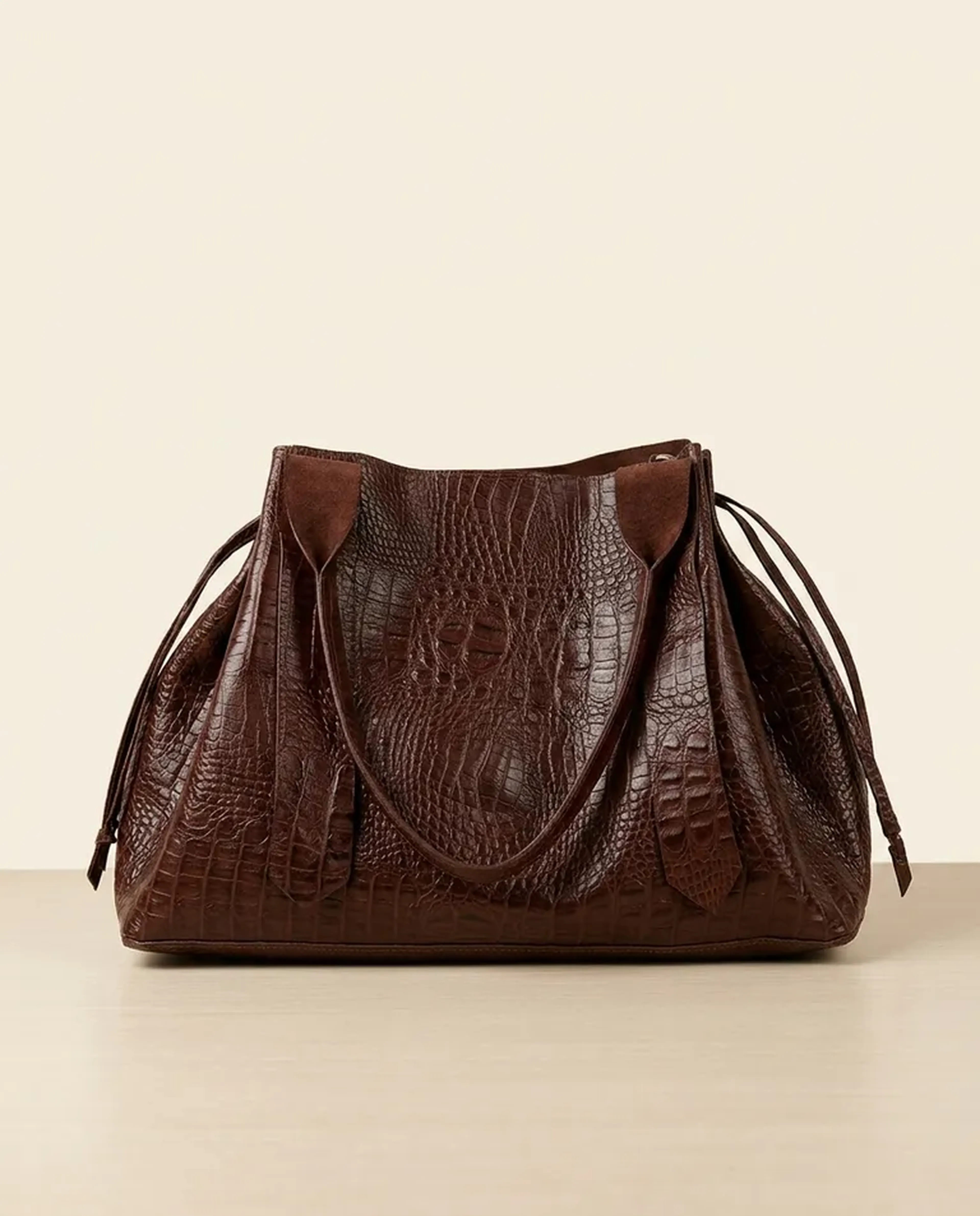 Bolsa Sandâlo - textura croco pinhão imagem