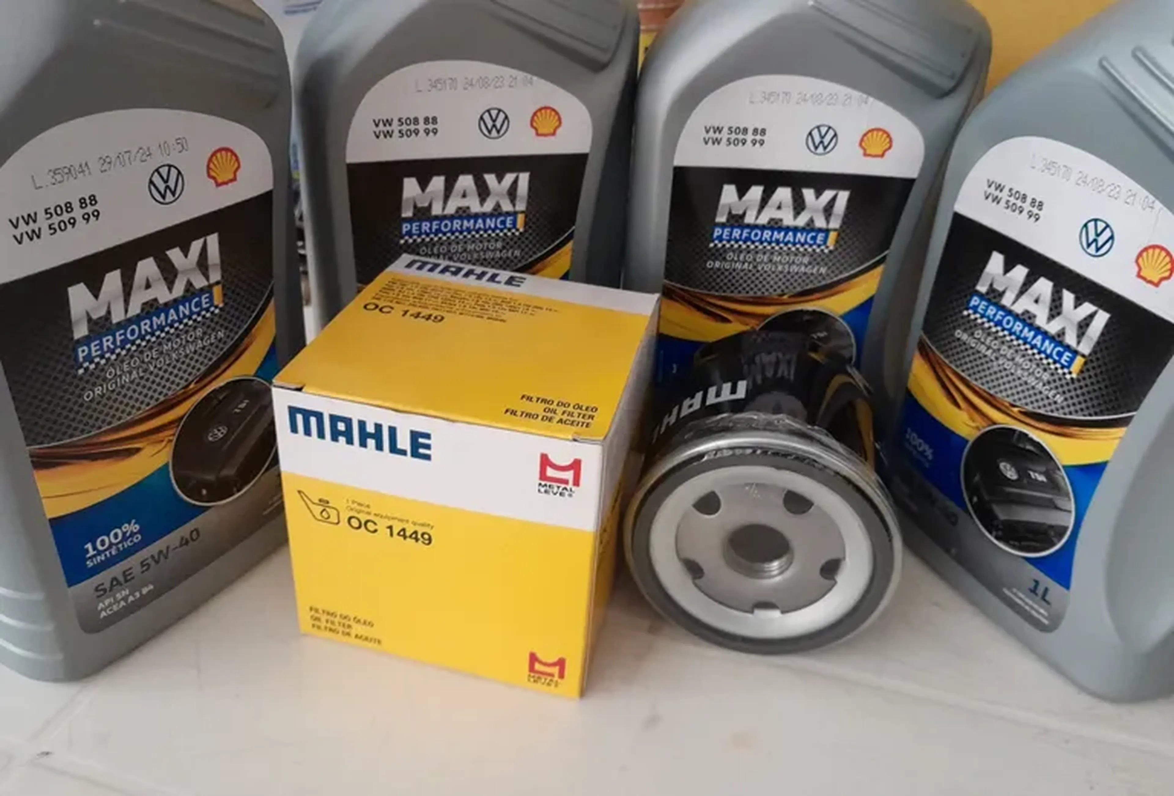 Kit 4 Litros Oleo Motor Vw 5w40 Maxi Performance - imagem