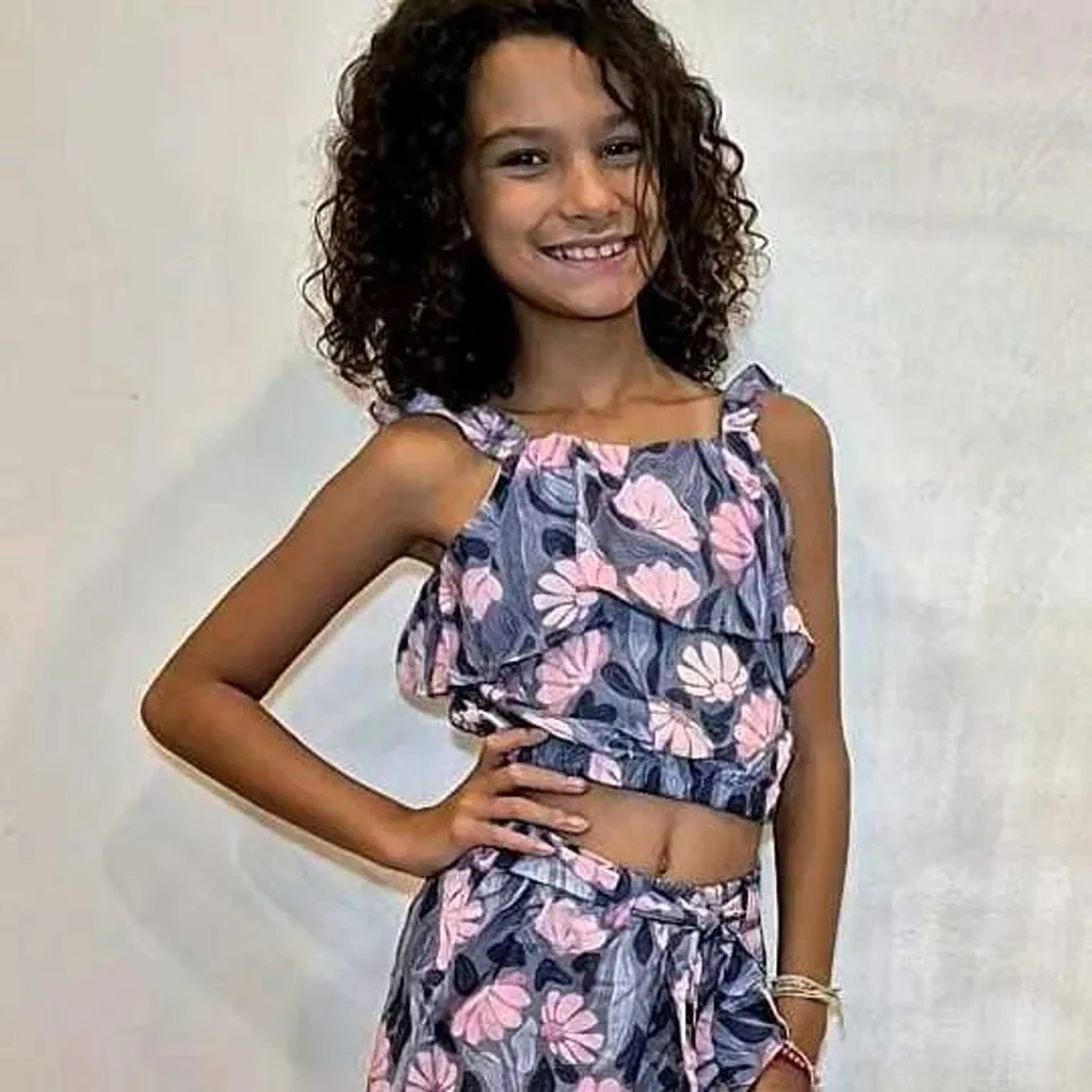 Conj Ciganinha e Shorts Florido imagem