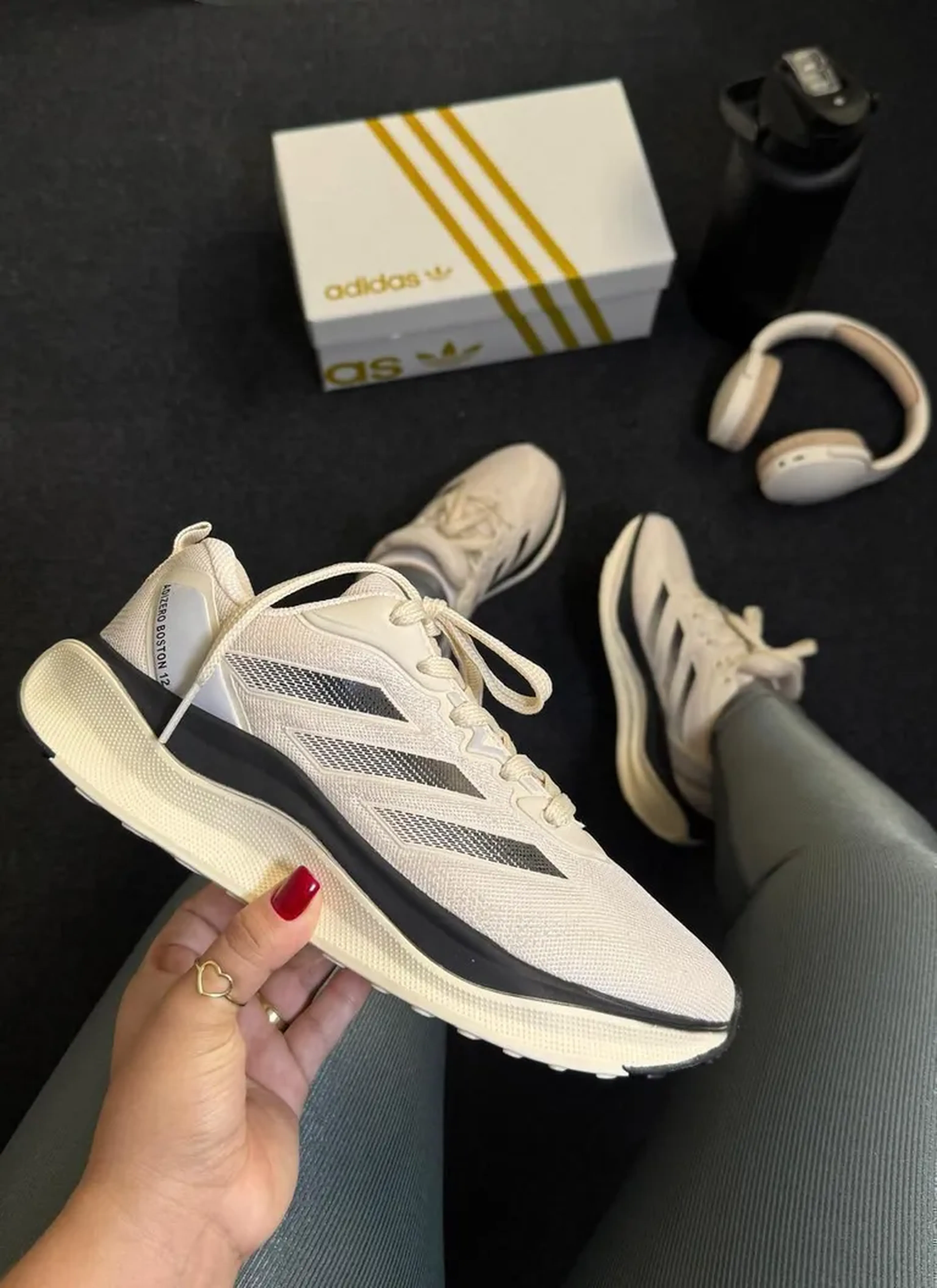 Adidas Supernova Adizero Boston Bege e Preto 36 imagem