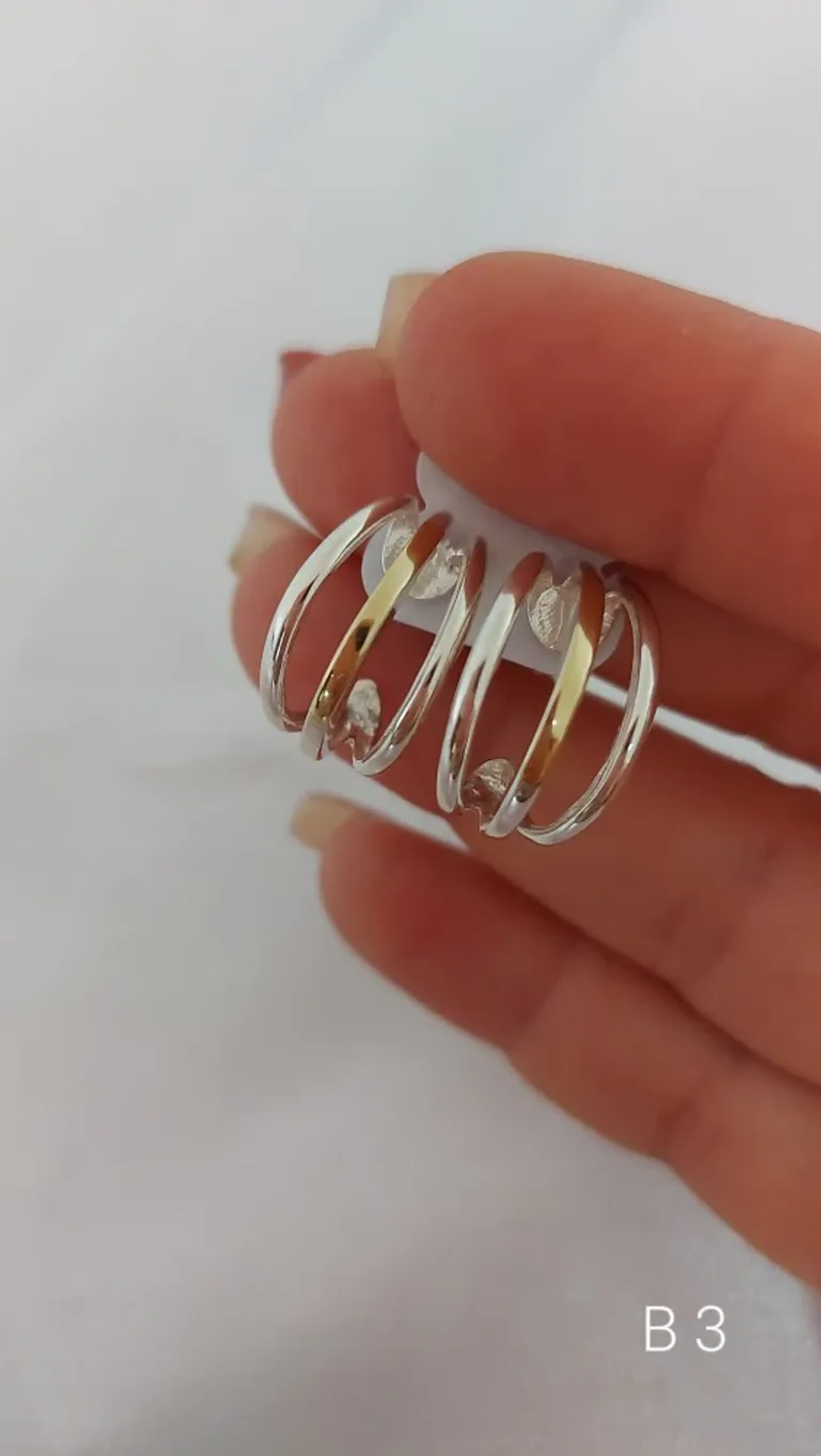 Argola Prata 925 com Filete de Ouro 14k imagem