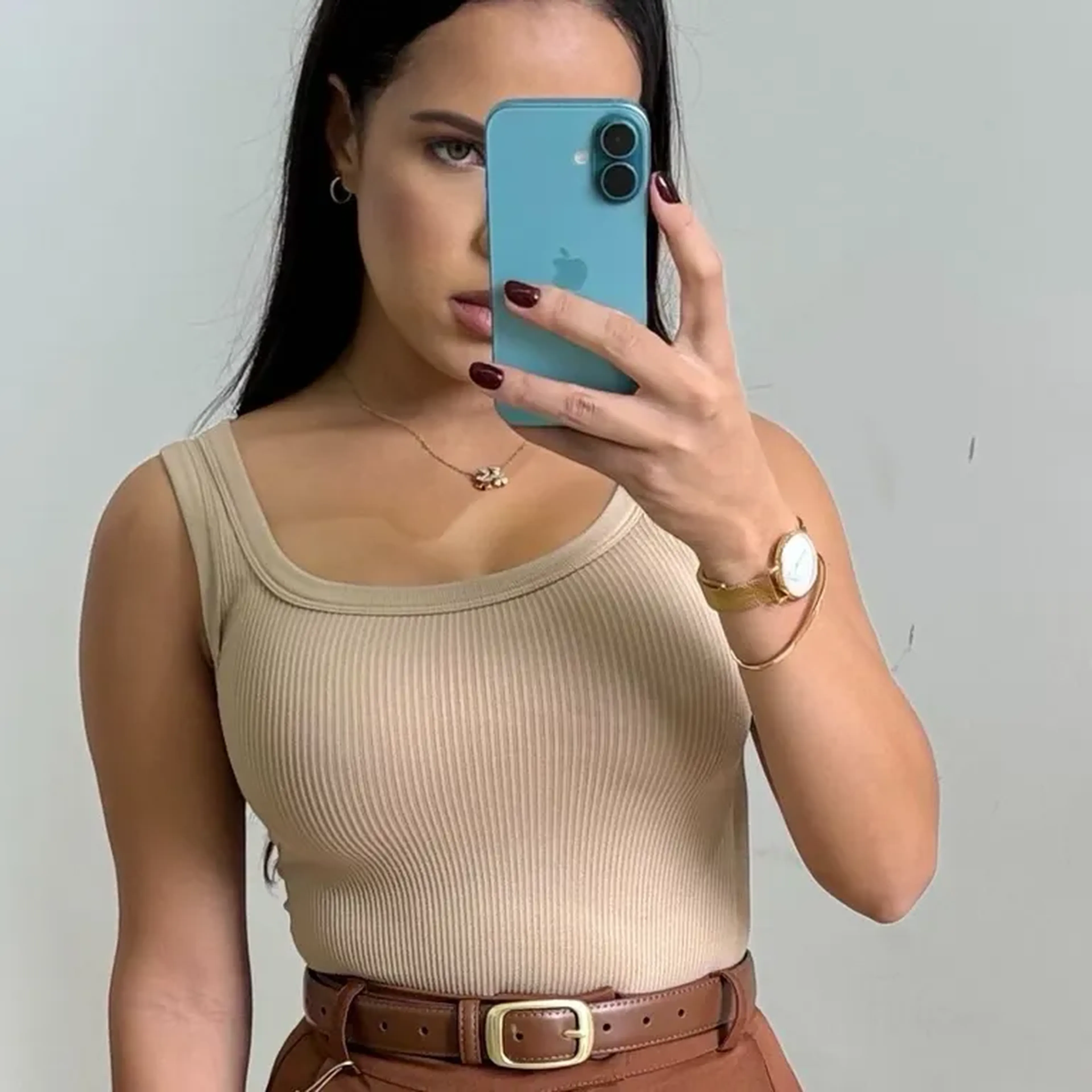 Blusa Essencial Slez Bege imagem