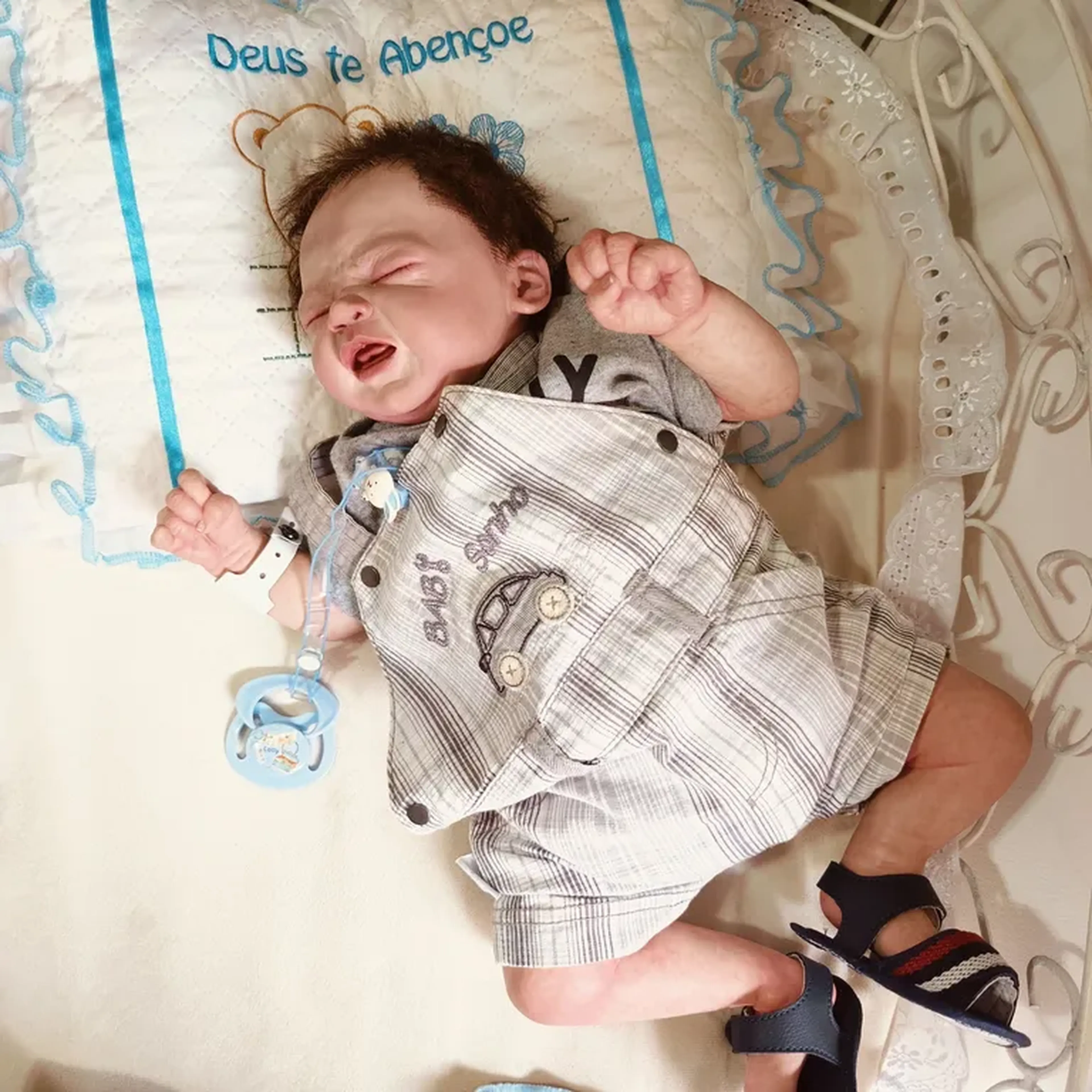 Bebê reborn recém nascido kit Edwin cabelo humano imagem