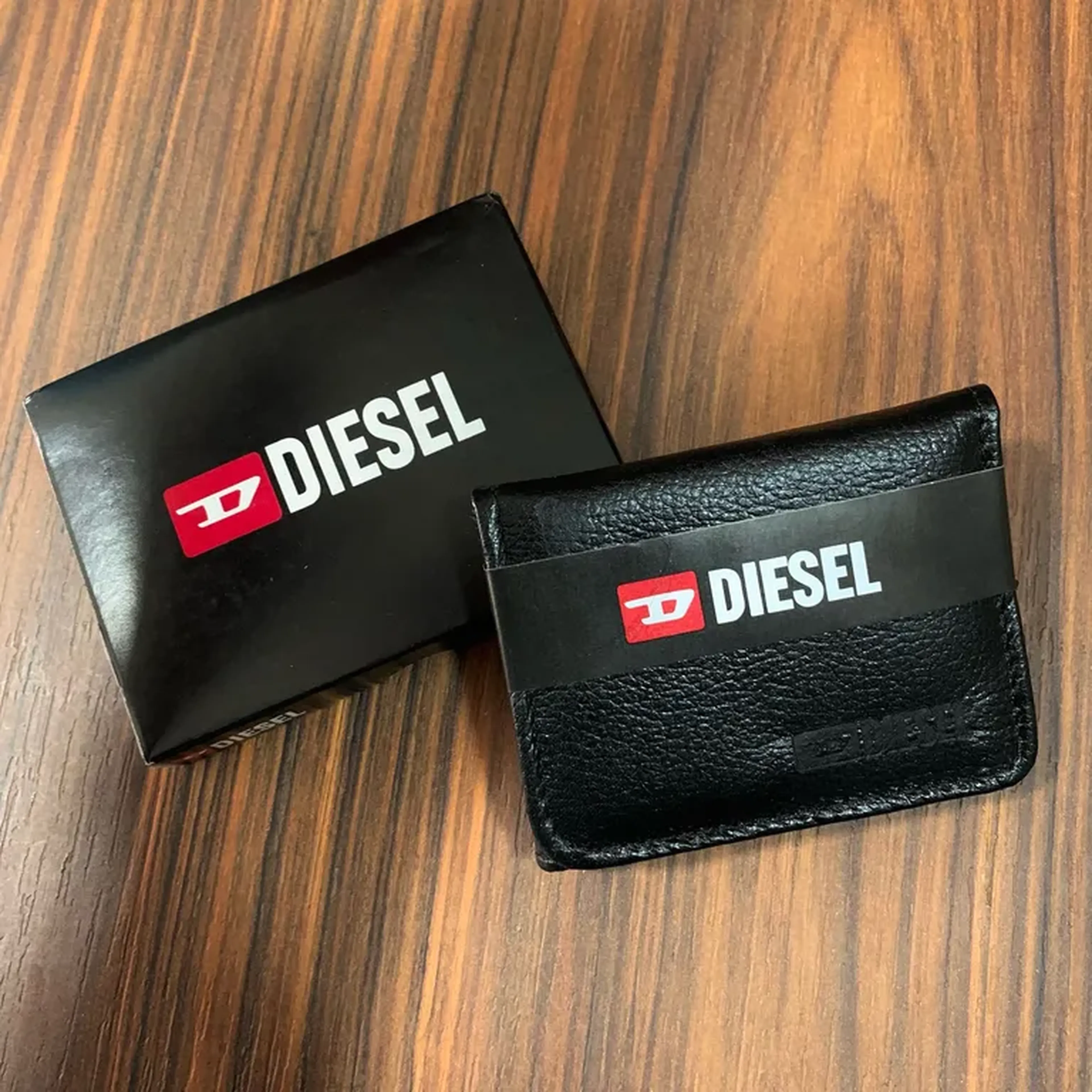 Carteira de Couro Pequena Diesel imagem