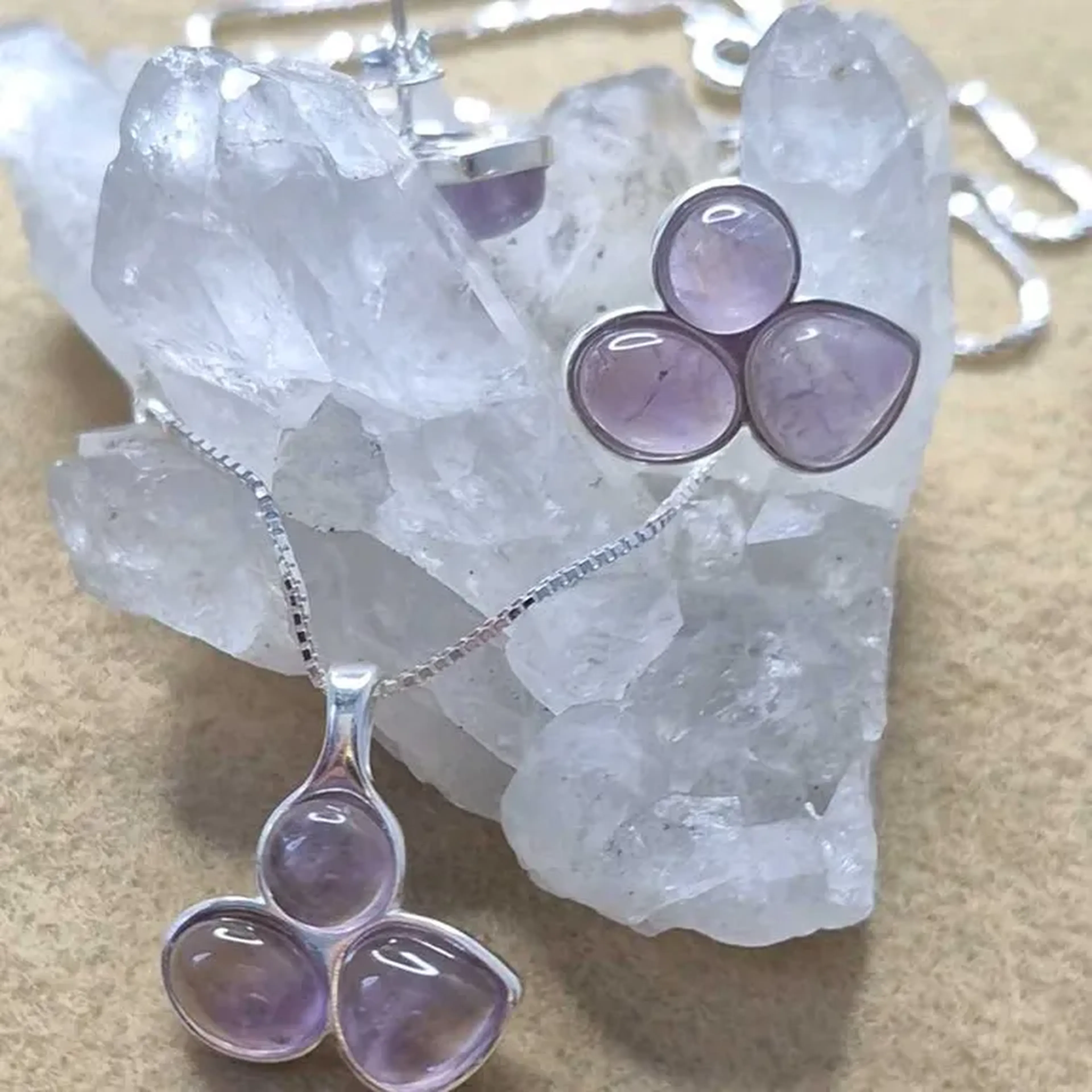 Conjunto Ametista em Prata 925 – Elegância que Transforma imagem