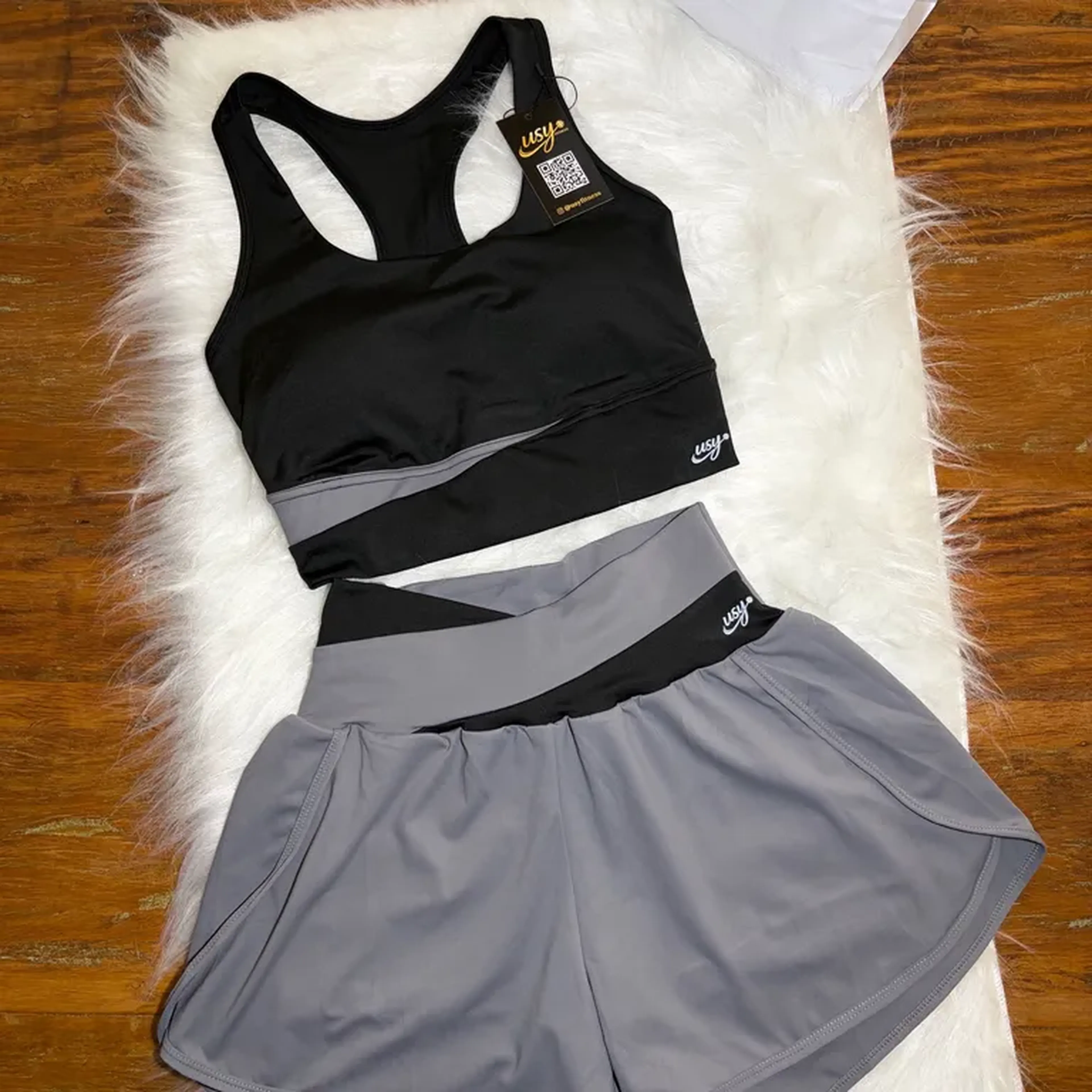 Conjunto Top e Shorts Compressão imagem