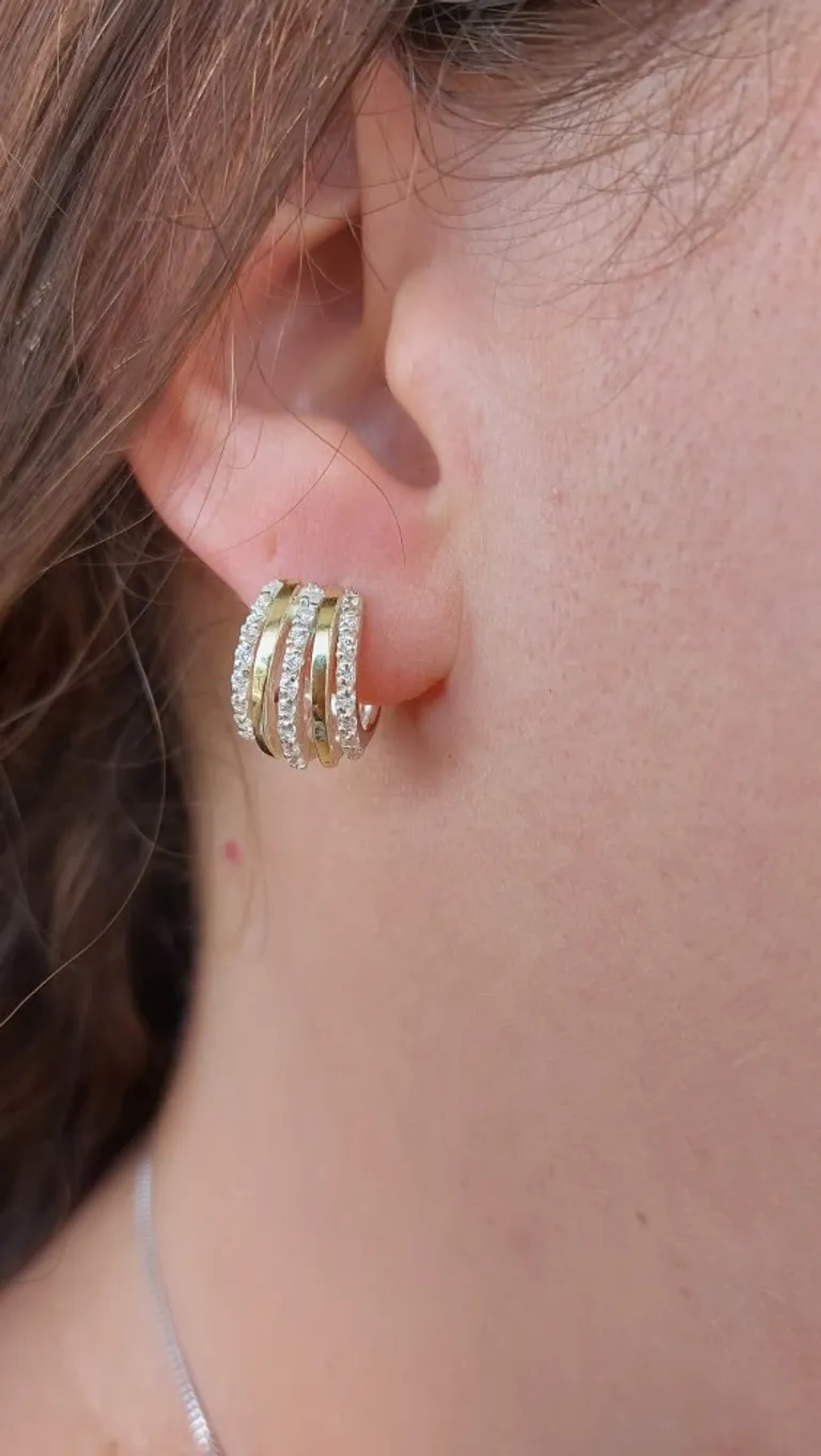 Argola Prata 925 com Filete de Ouro 14k e imagem