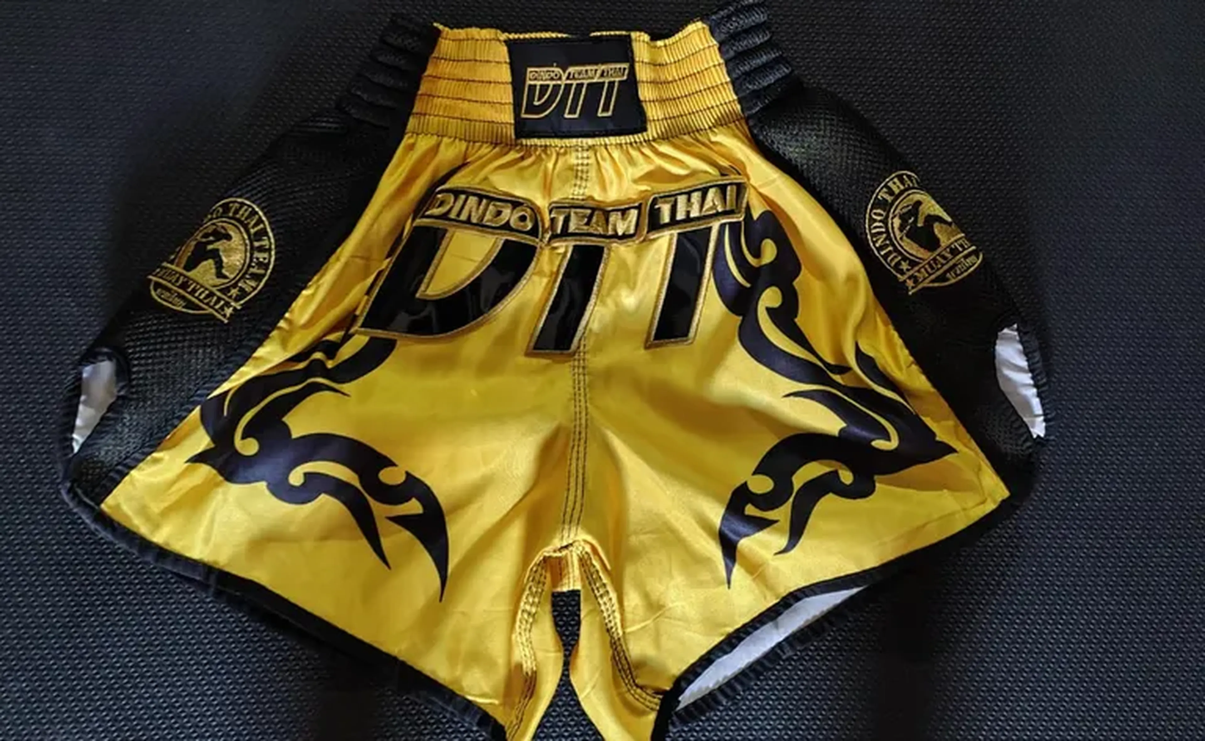 Short DTT Amarelo e Preto imagem
