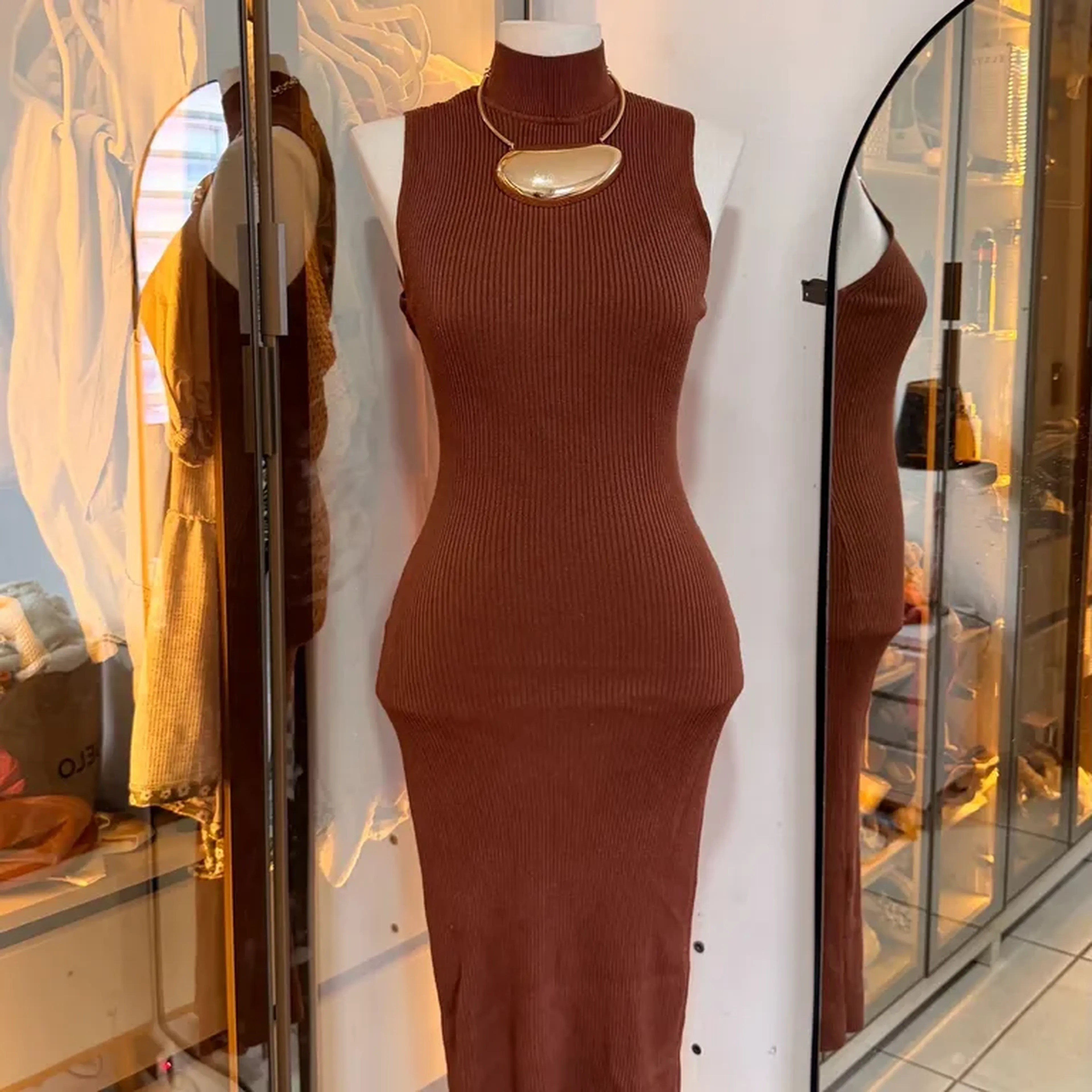 vestido canelado midi — PRIMARK imagem