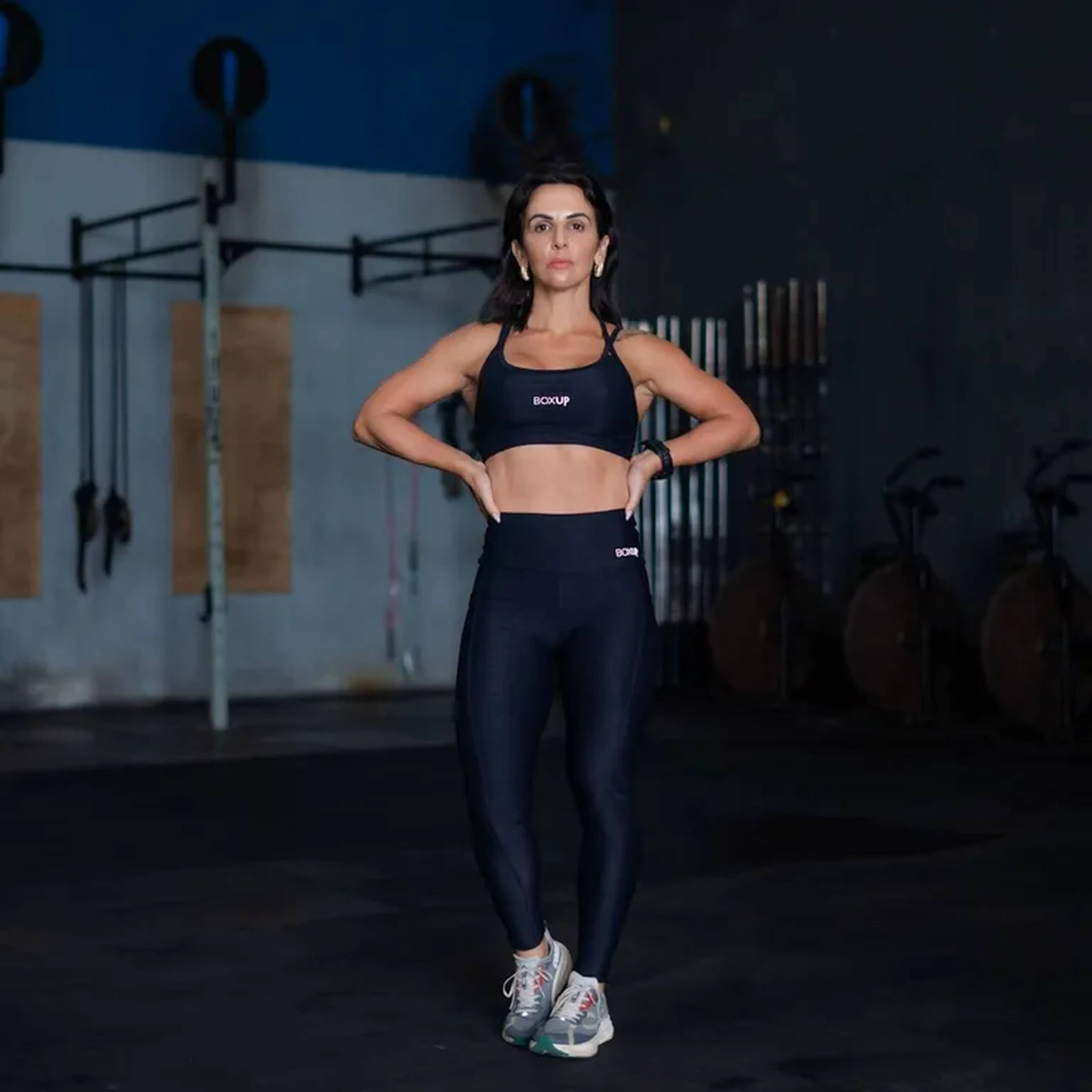 Conjunto calça bolso e top compressão preto TAM U imagem