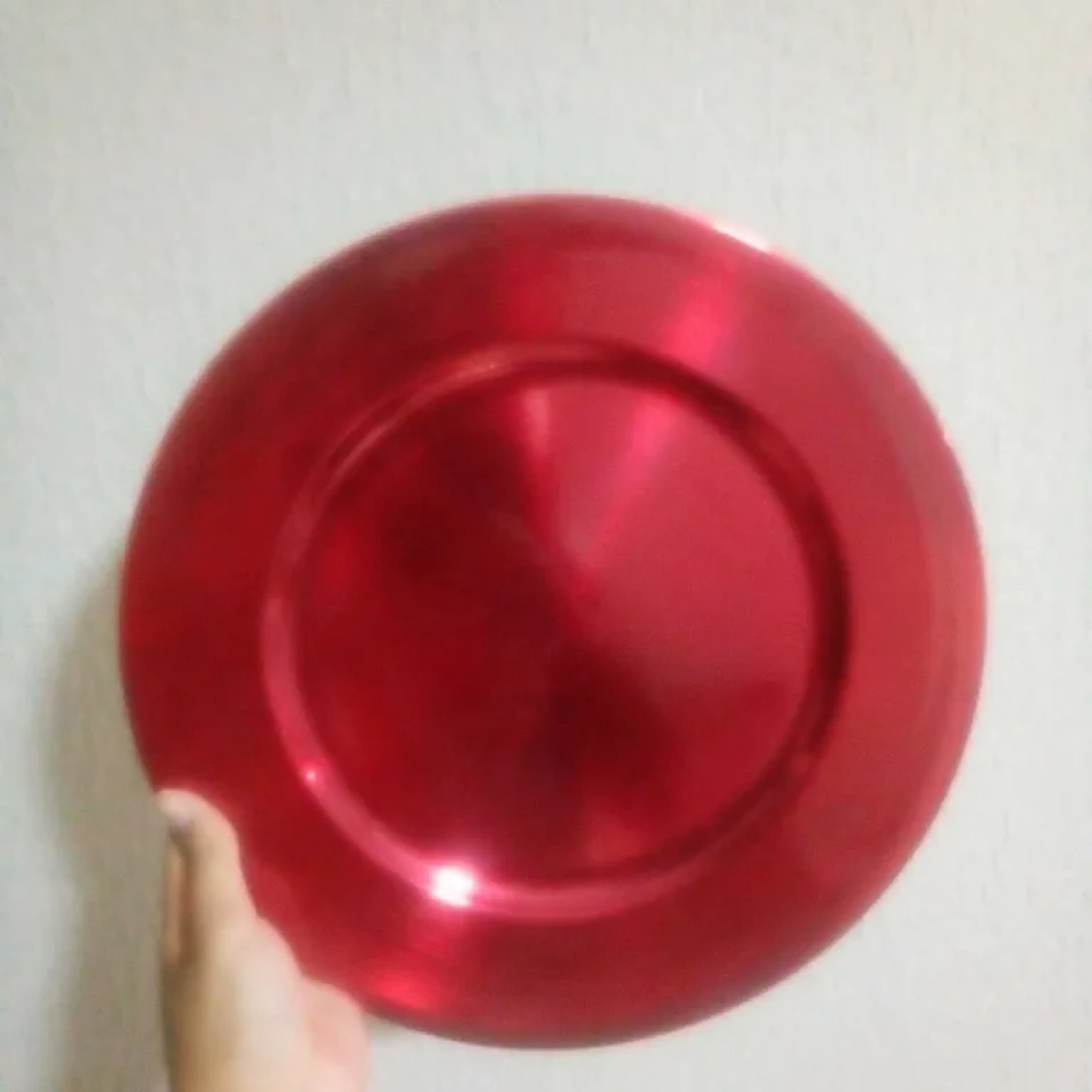 Sousplat de Plastico Vermelho 33 cm imagem