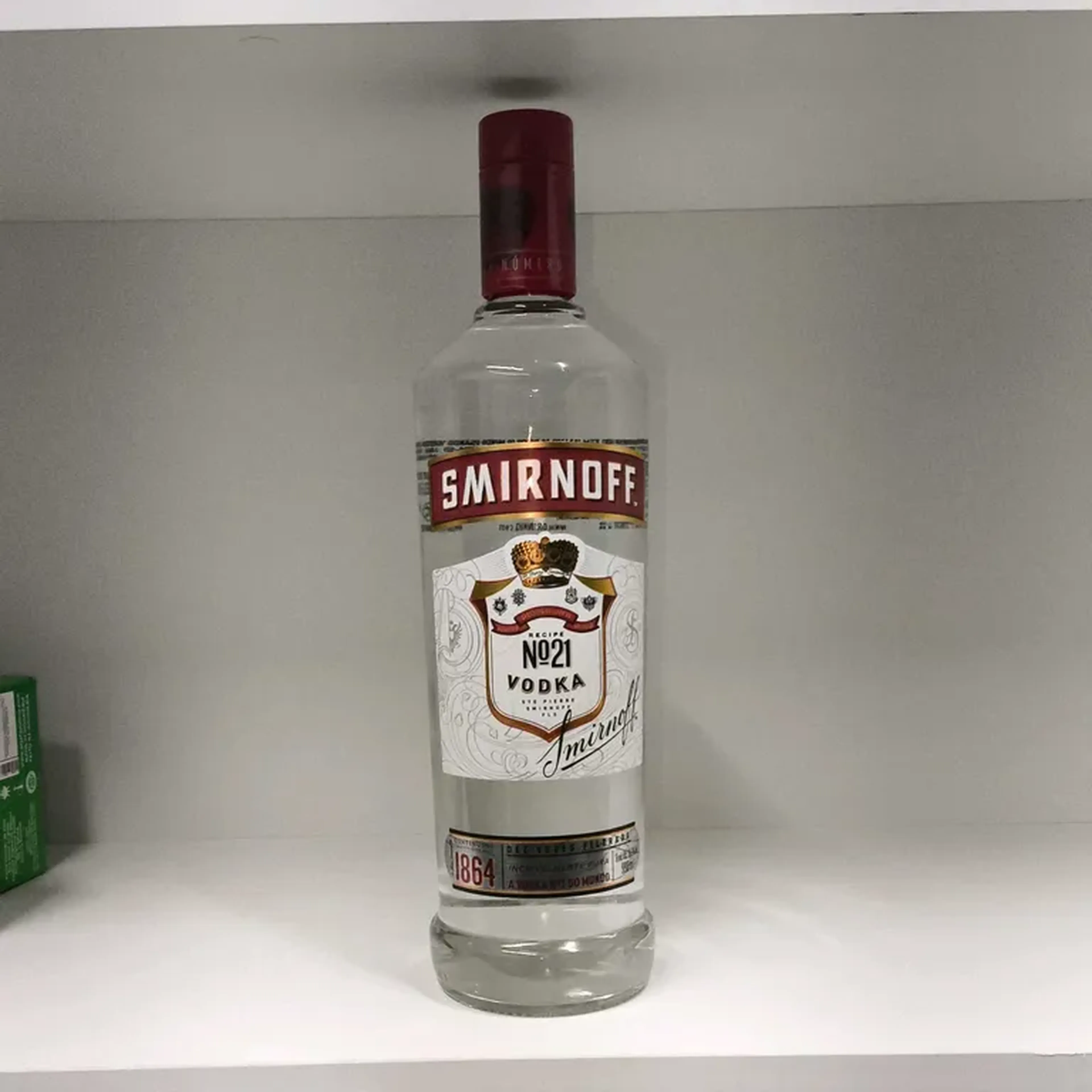 COPÃO VODKA SMIRNOFF+ REDBULL imagem