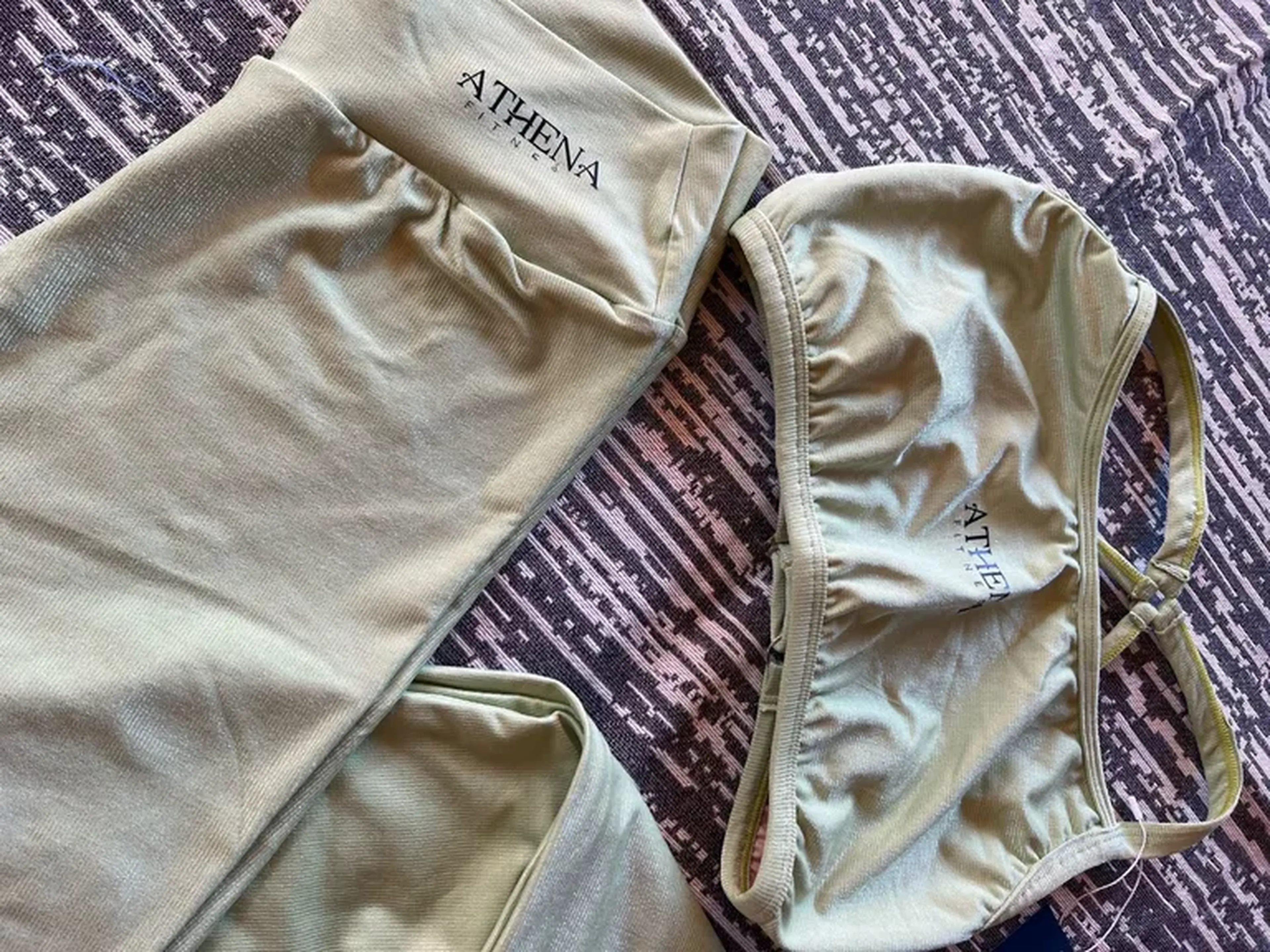 Conjunto de Top e Legging imagem