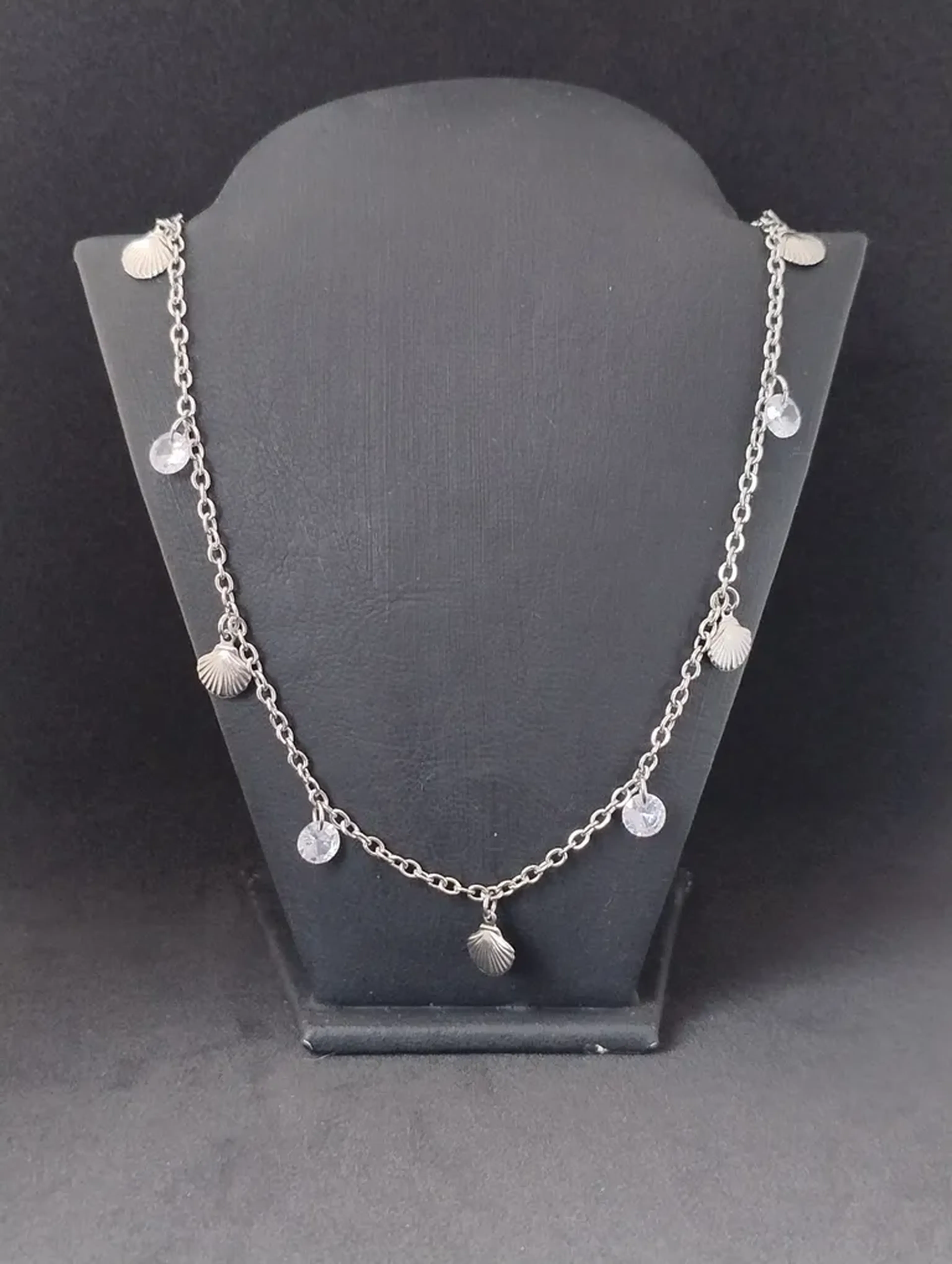 Choker conchas e zircônias imagem