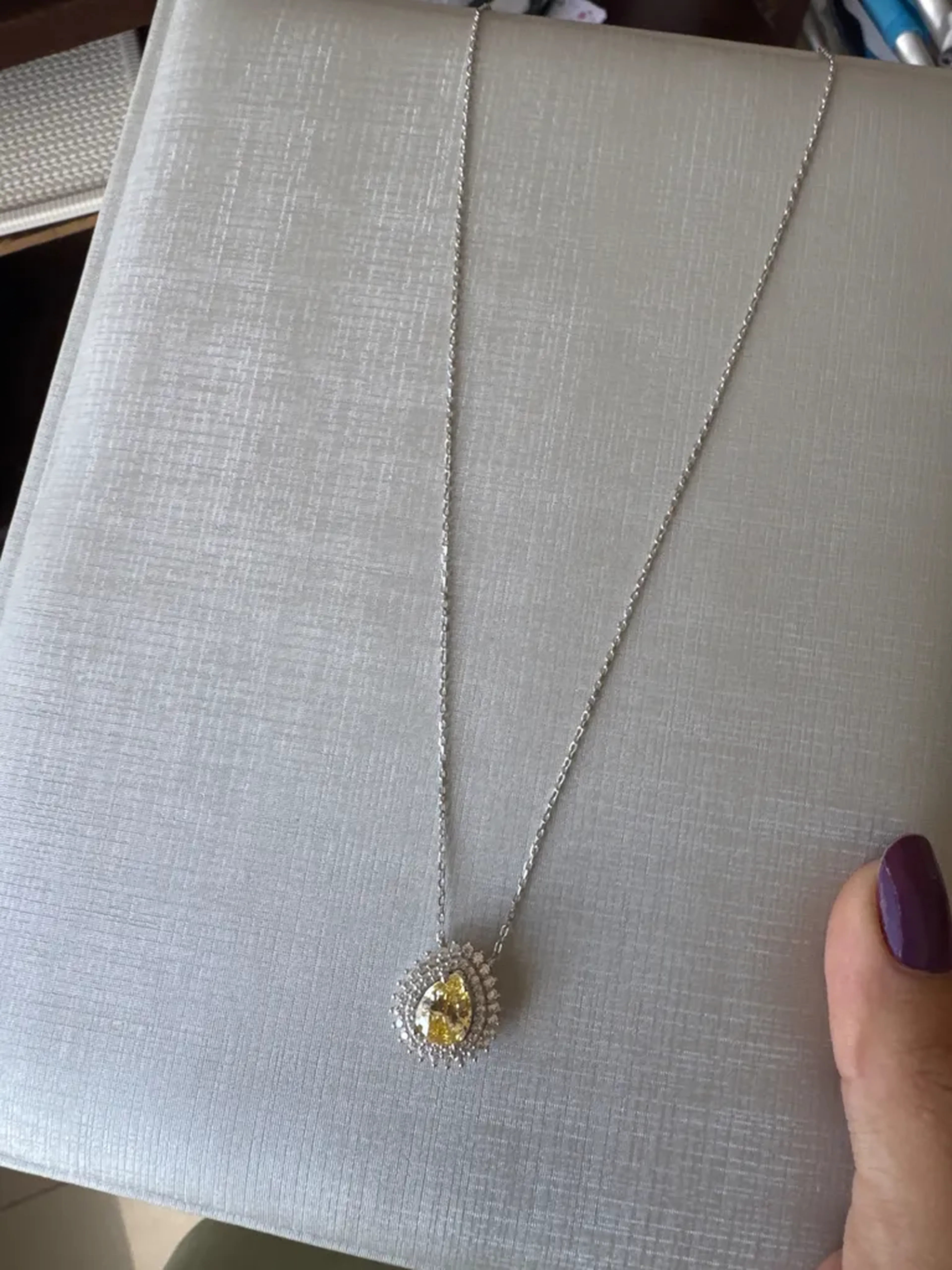 Colar Yellow Fancy G Joia em Prata imagem