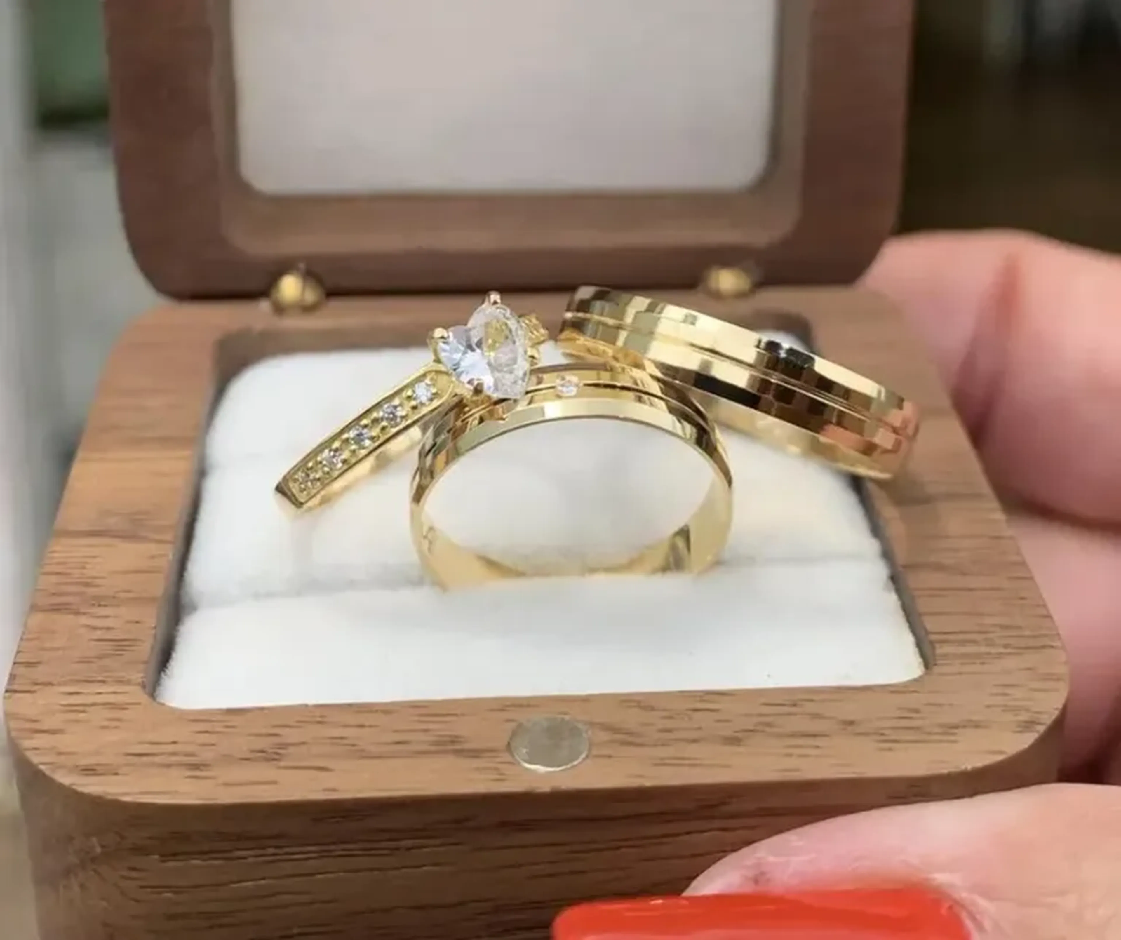 Trio De Aliança Arizona 3.5mm Solitario Athenas Em Ouro18k imagem
