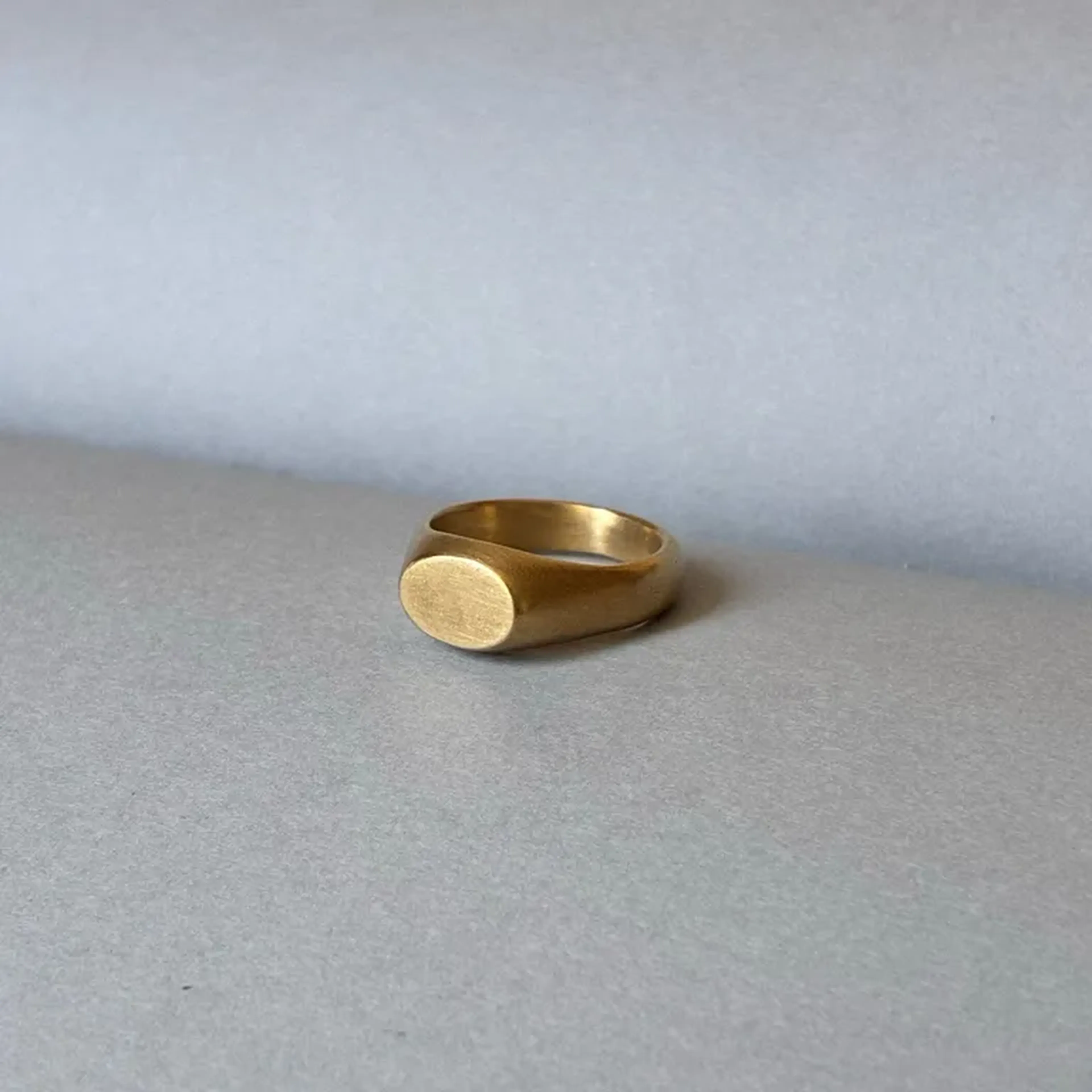 Anel Oval - Dourado imagem