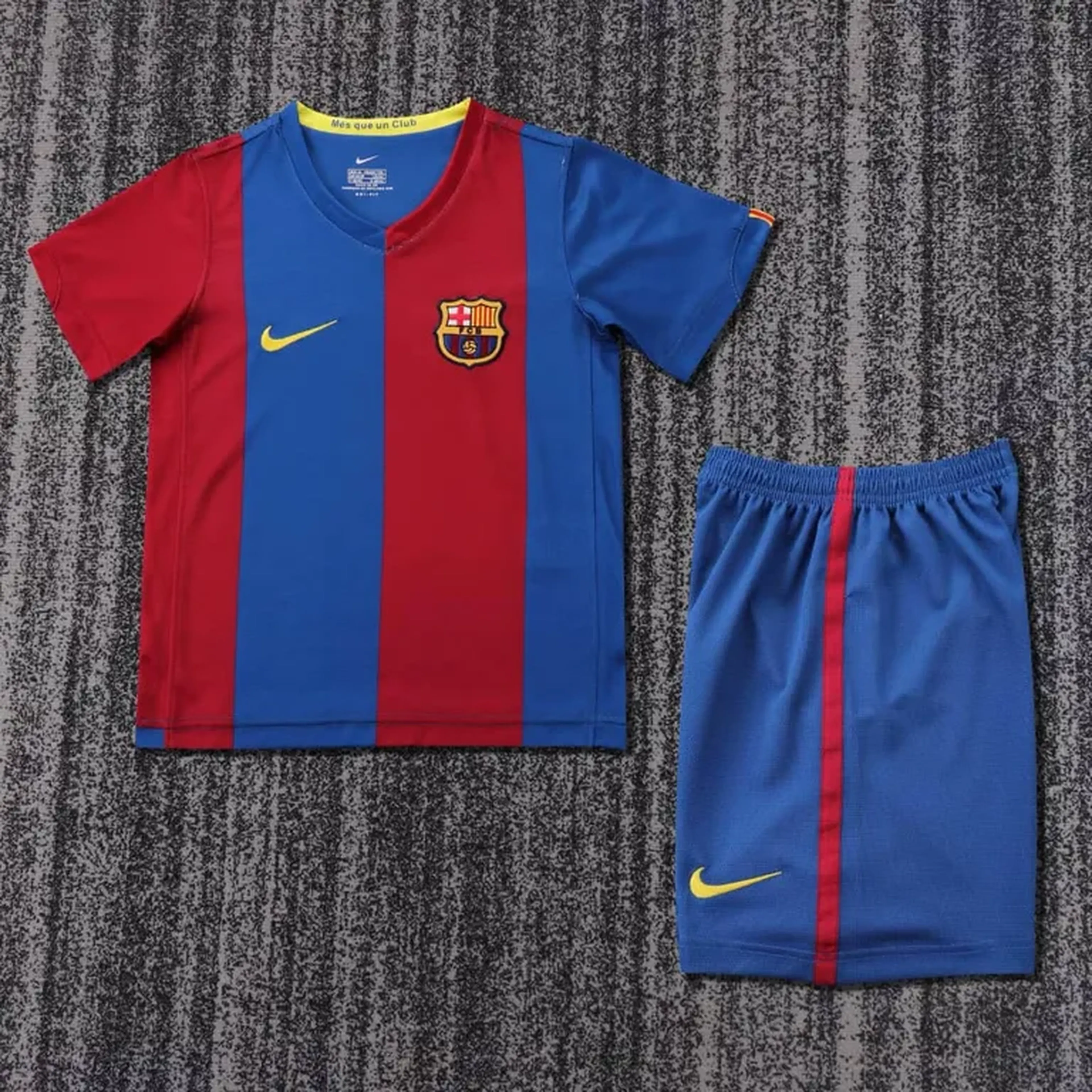 Conjunto infantil Retrô - Barcelona imagem