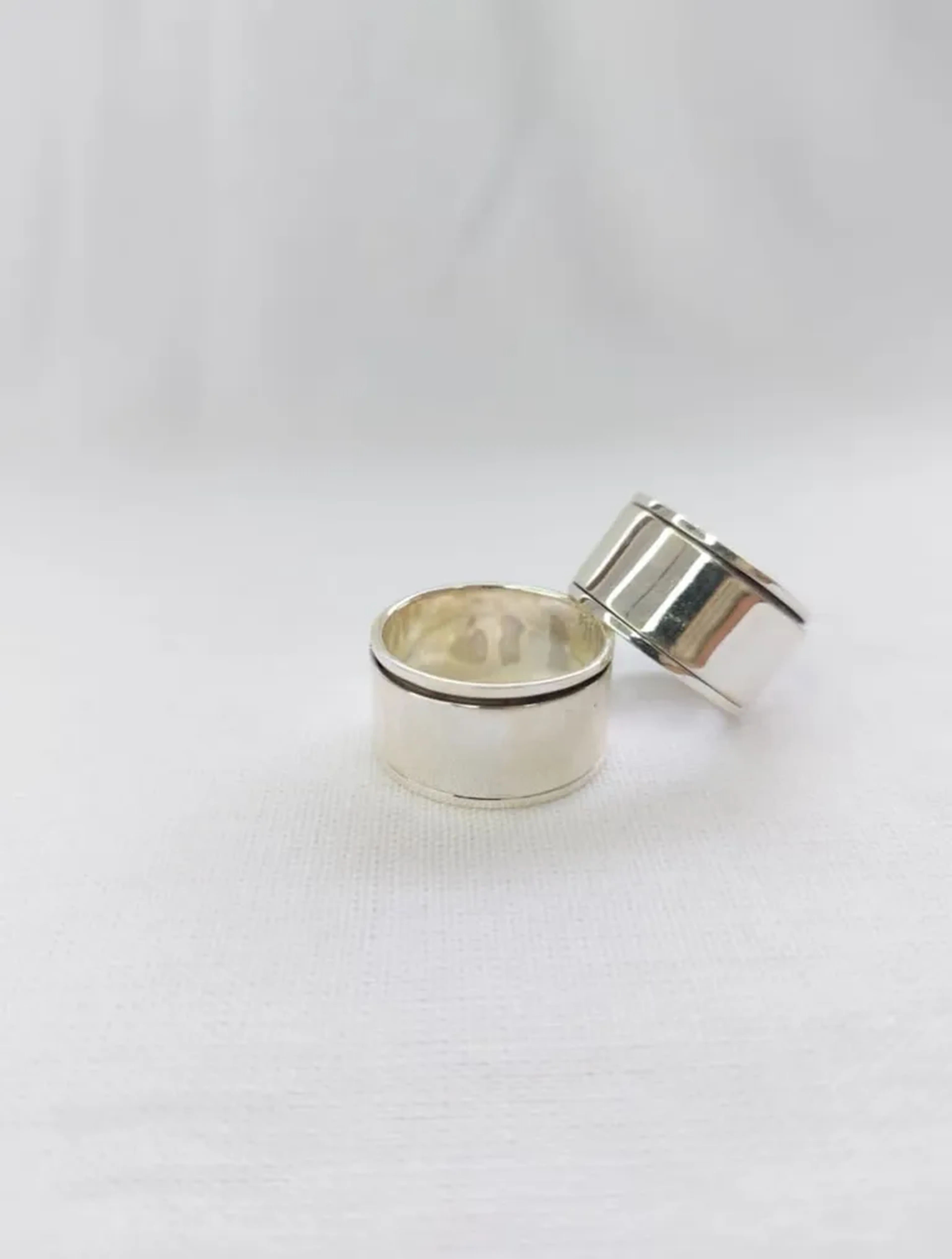 Anel Masculino Giratório de Prata 925 - Estilo e Inovação imagem
