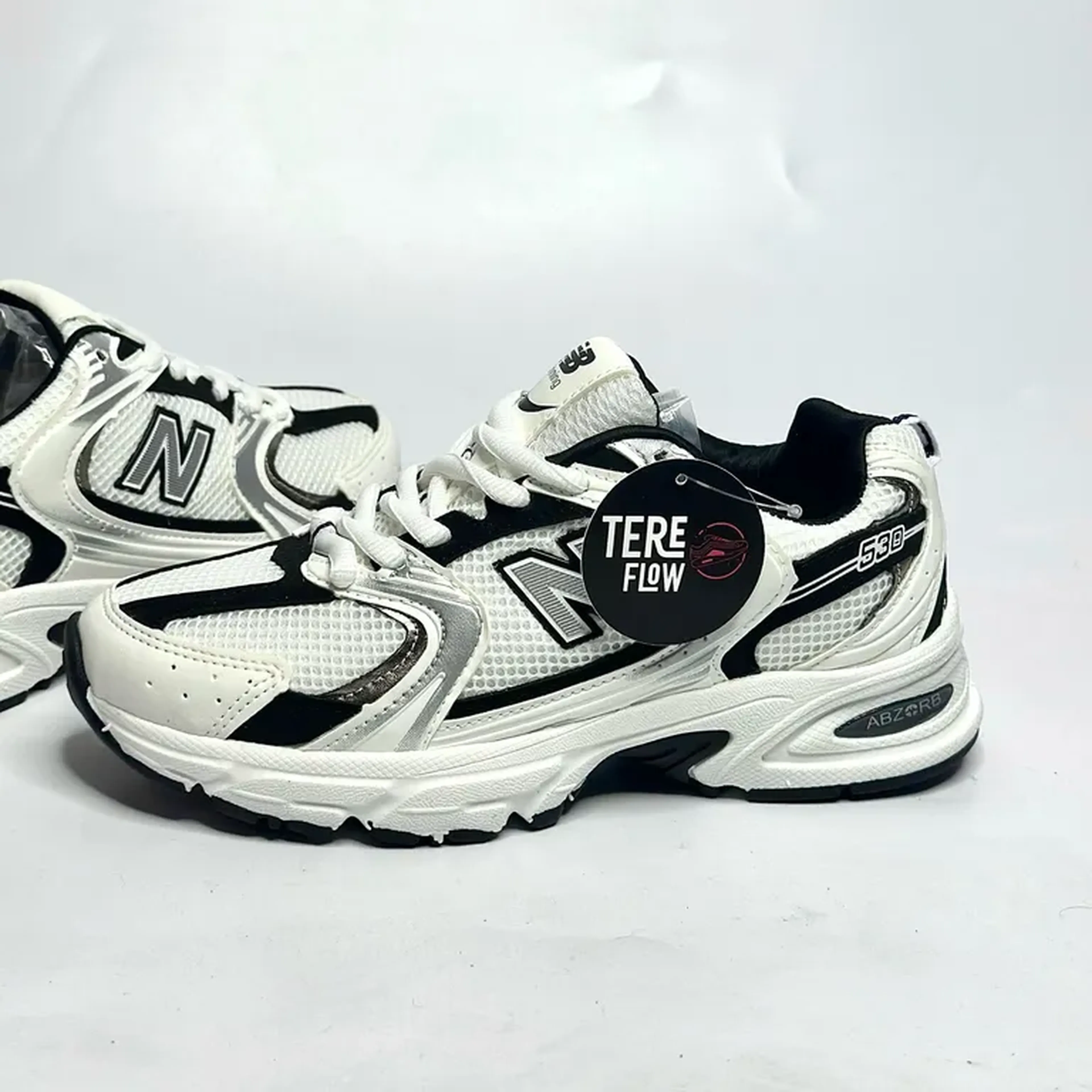 New balance 530 Preto branco imagem