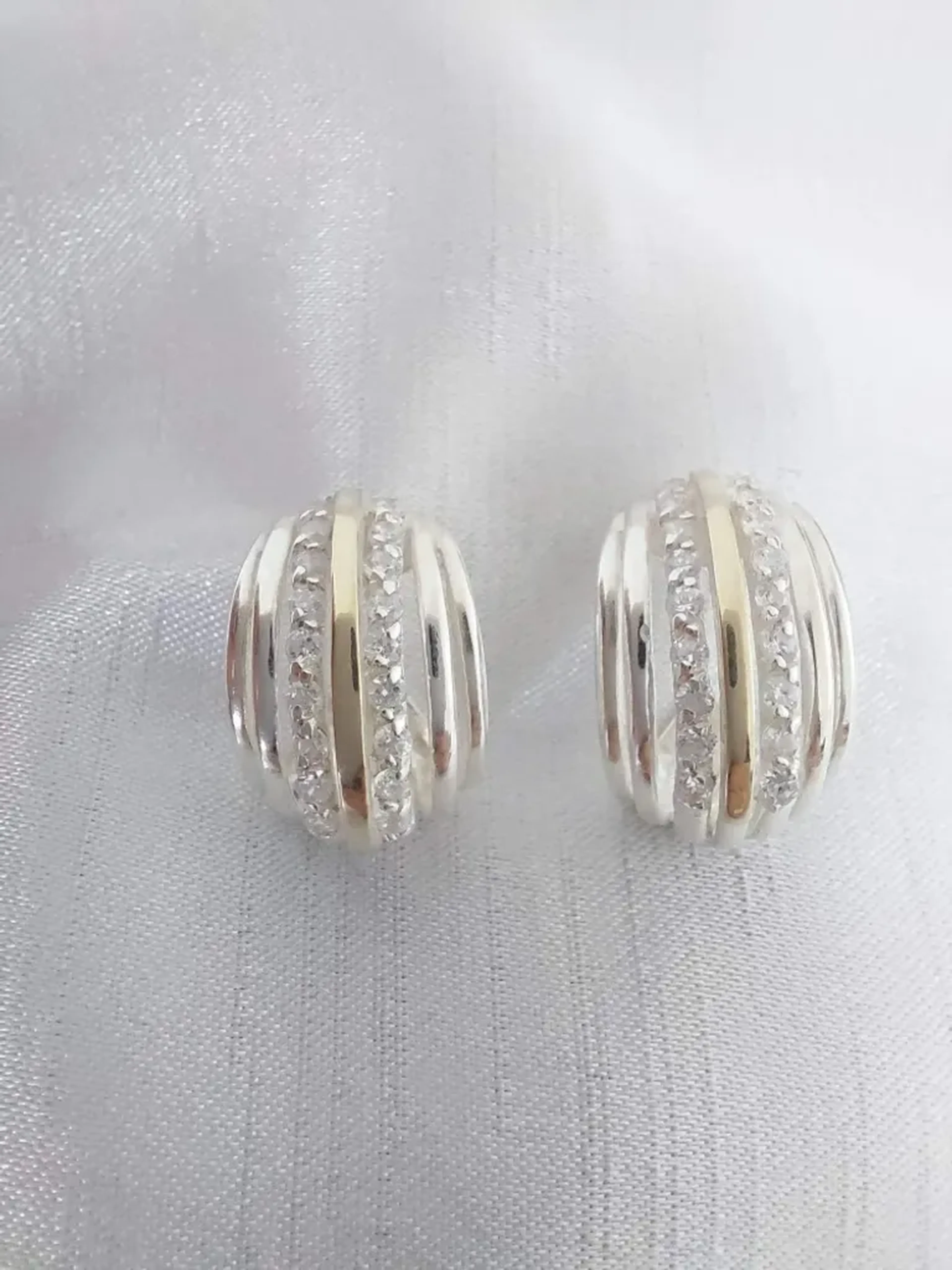 Argola Prata 925 com Filete de Ouro 14k imagem