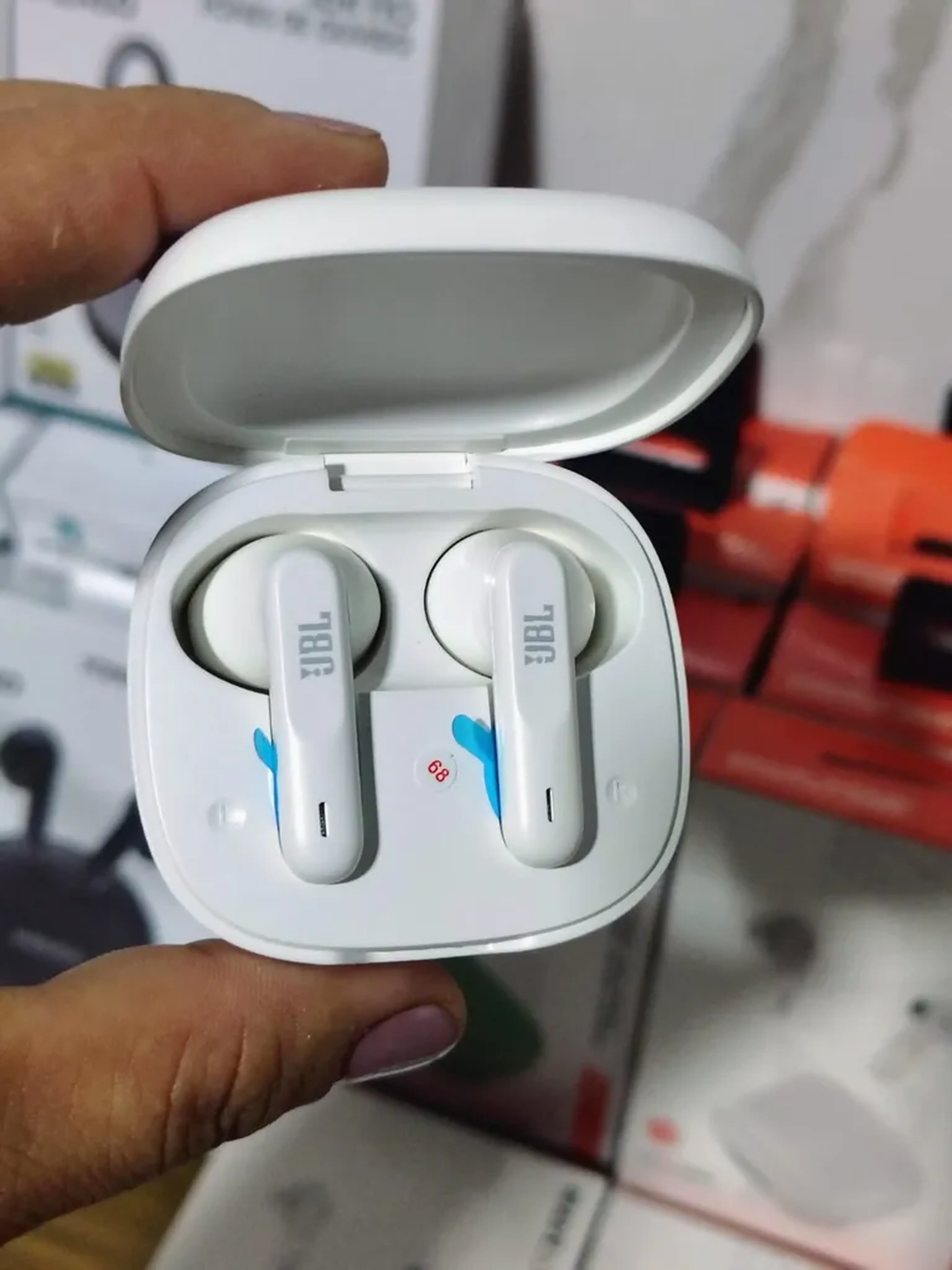Fone JBL Wave 300 TWS – Som, Conforto e Liberdade imagem
