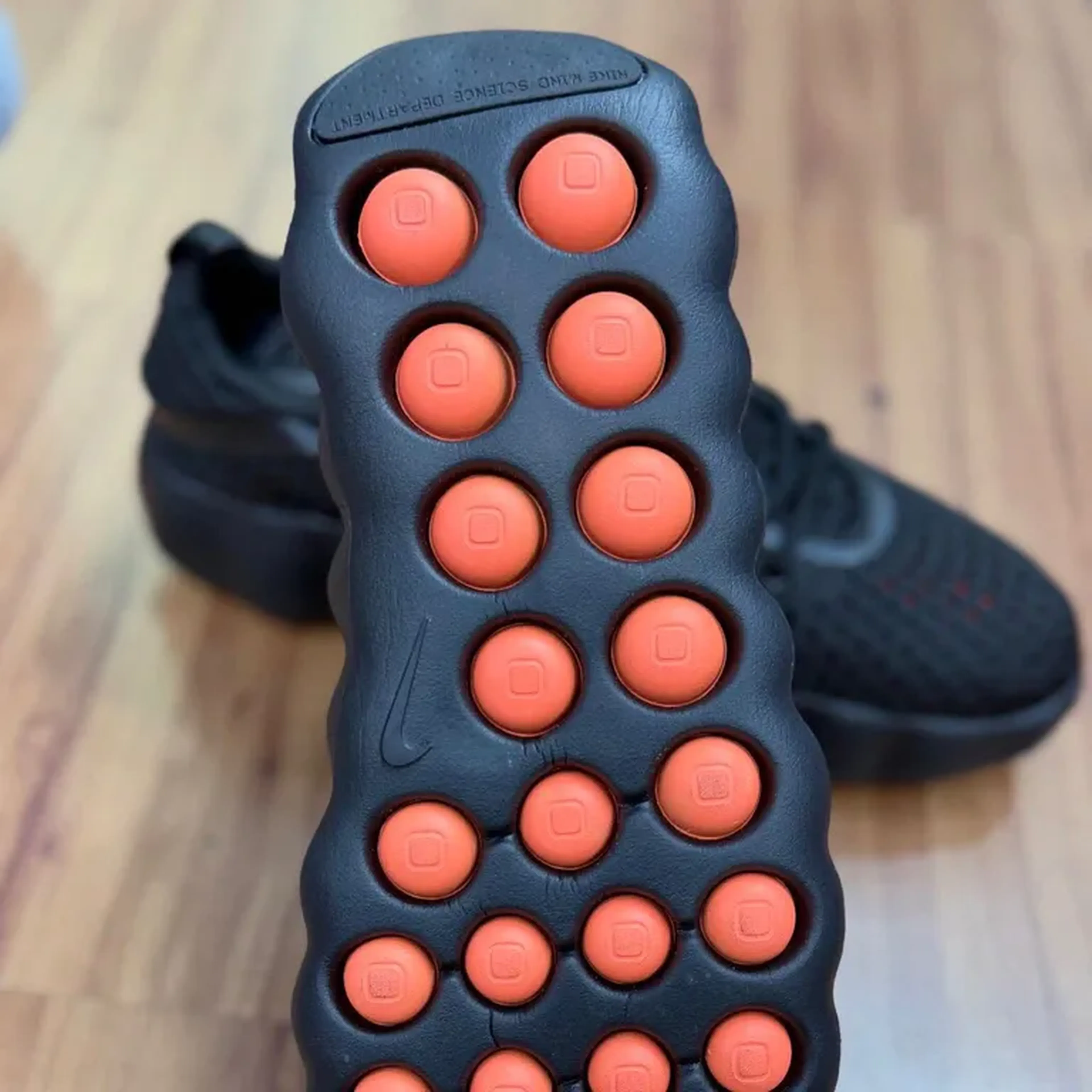 Mind 002 Nike Preto imagem