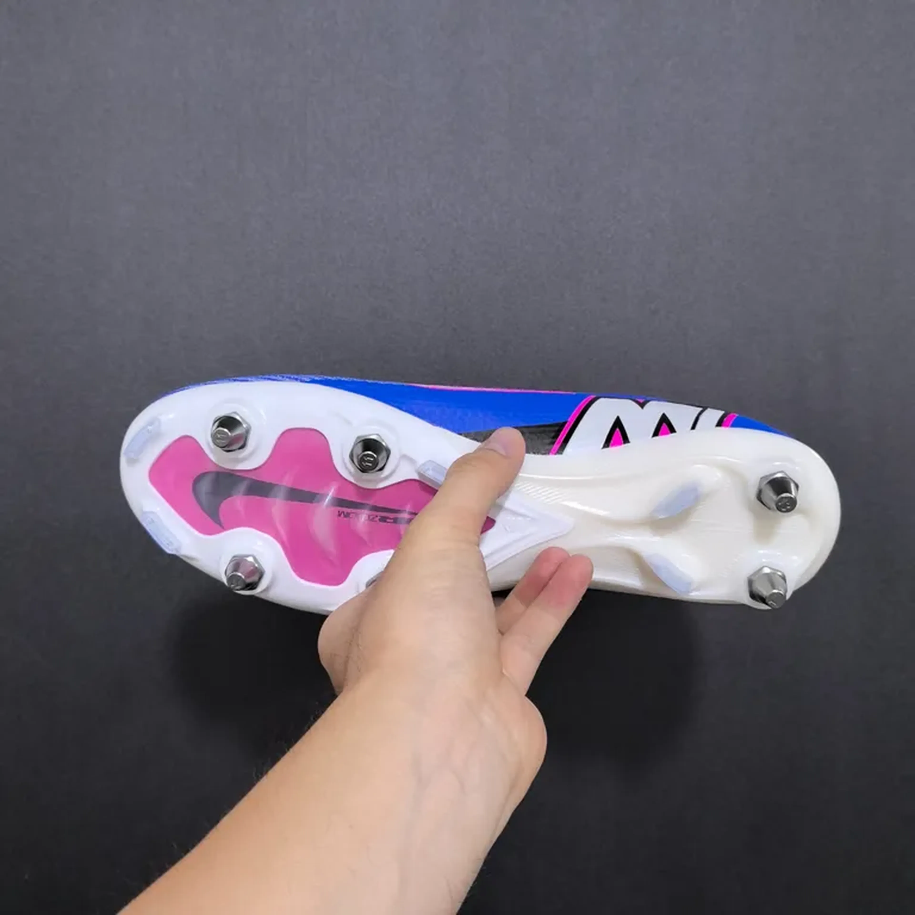 Chuteira Trava Mista Nike imagem