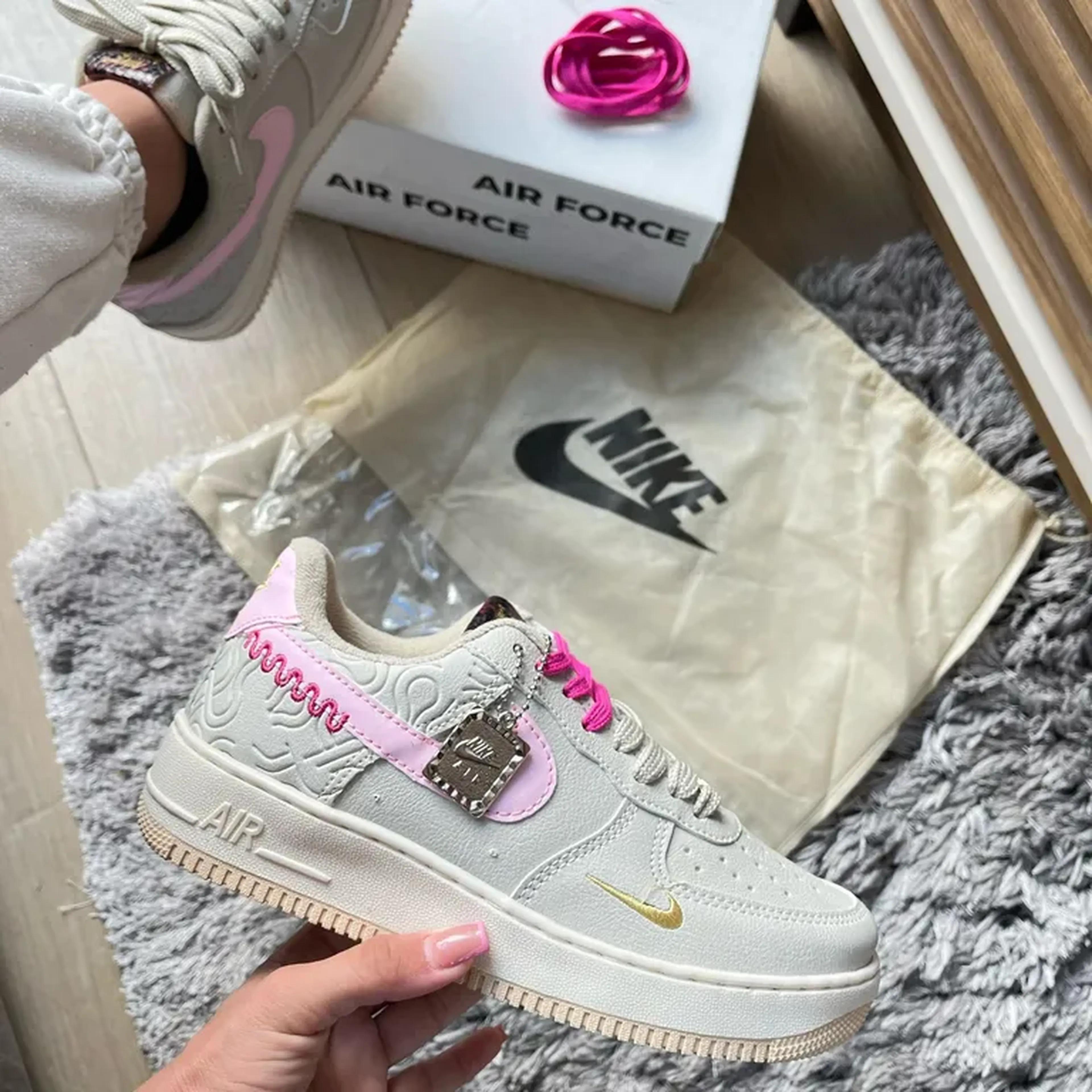 Nike air force rosa imagem