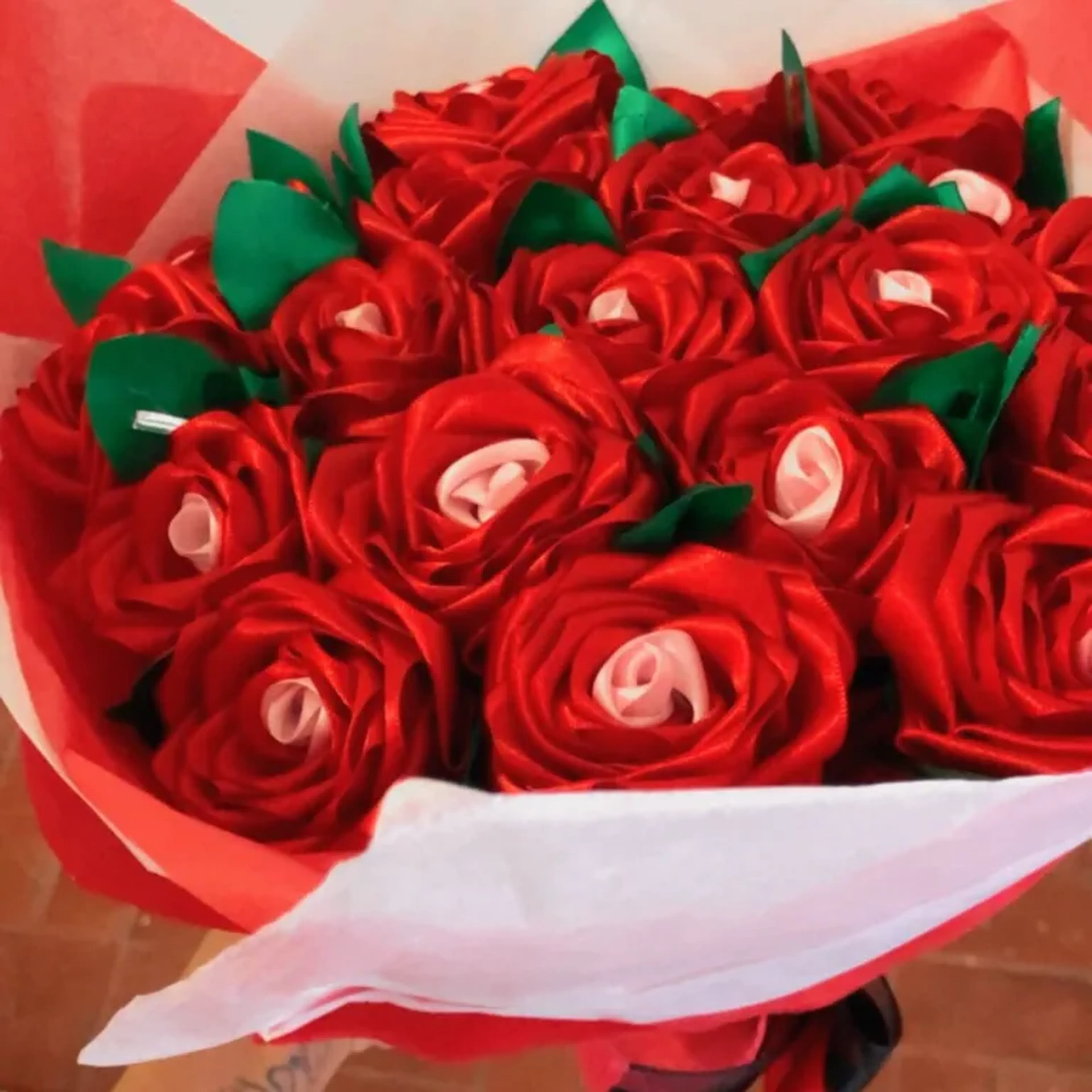 Buquê de Rosas Eternas - Vemelho imagem