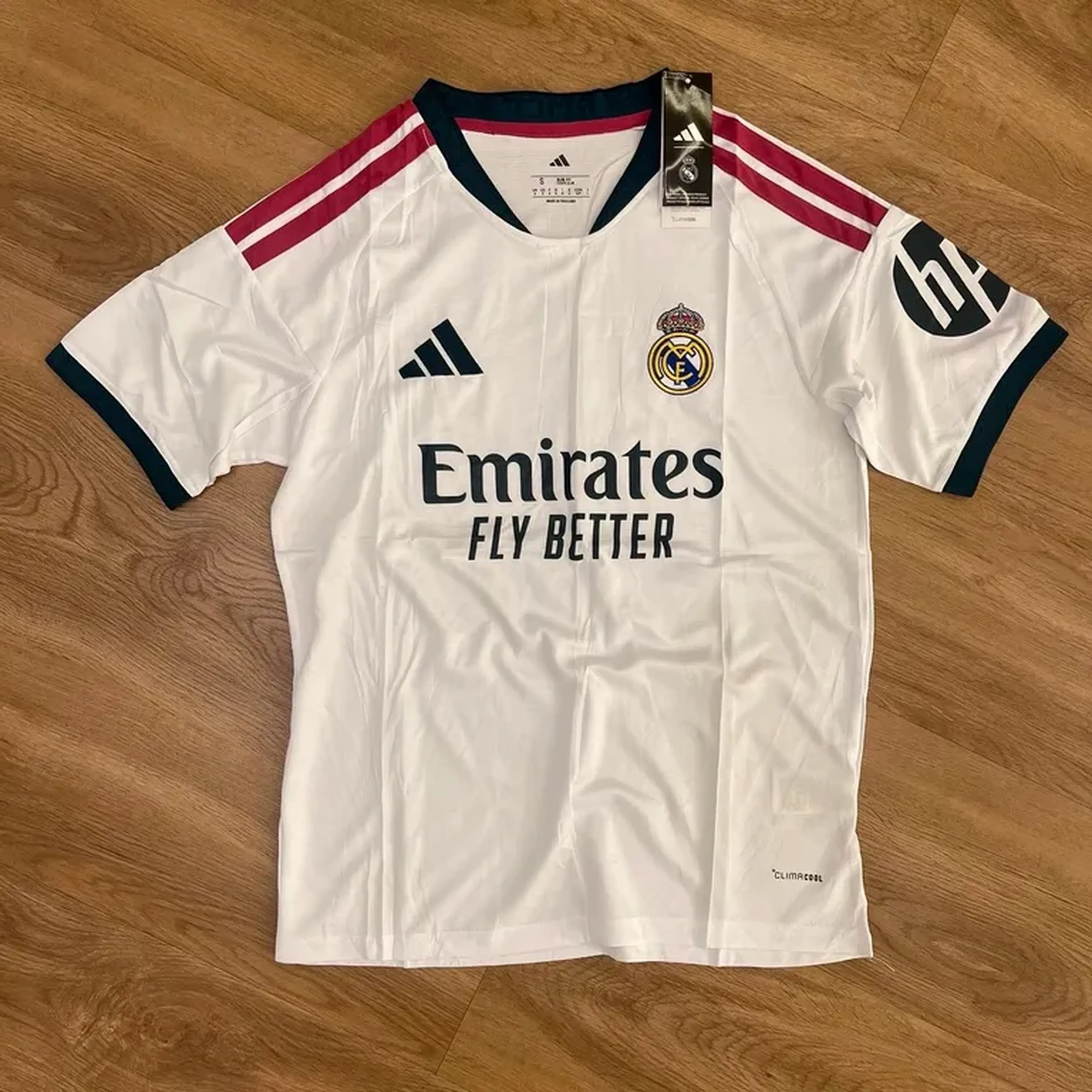 Real Madrid branca torcedor 2026 imagem