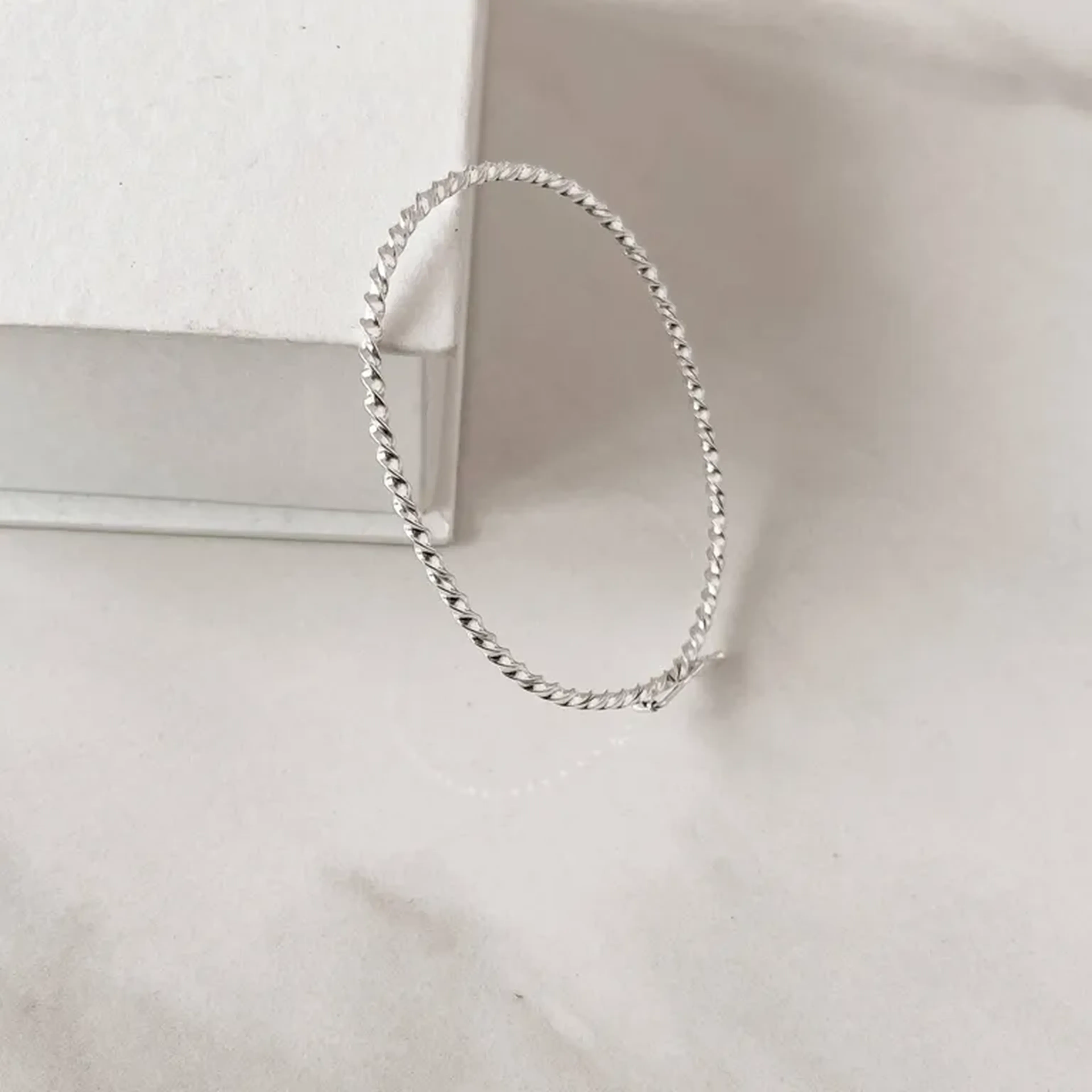 Bracelete fio torcido infantil imagem