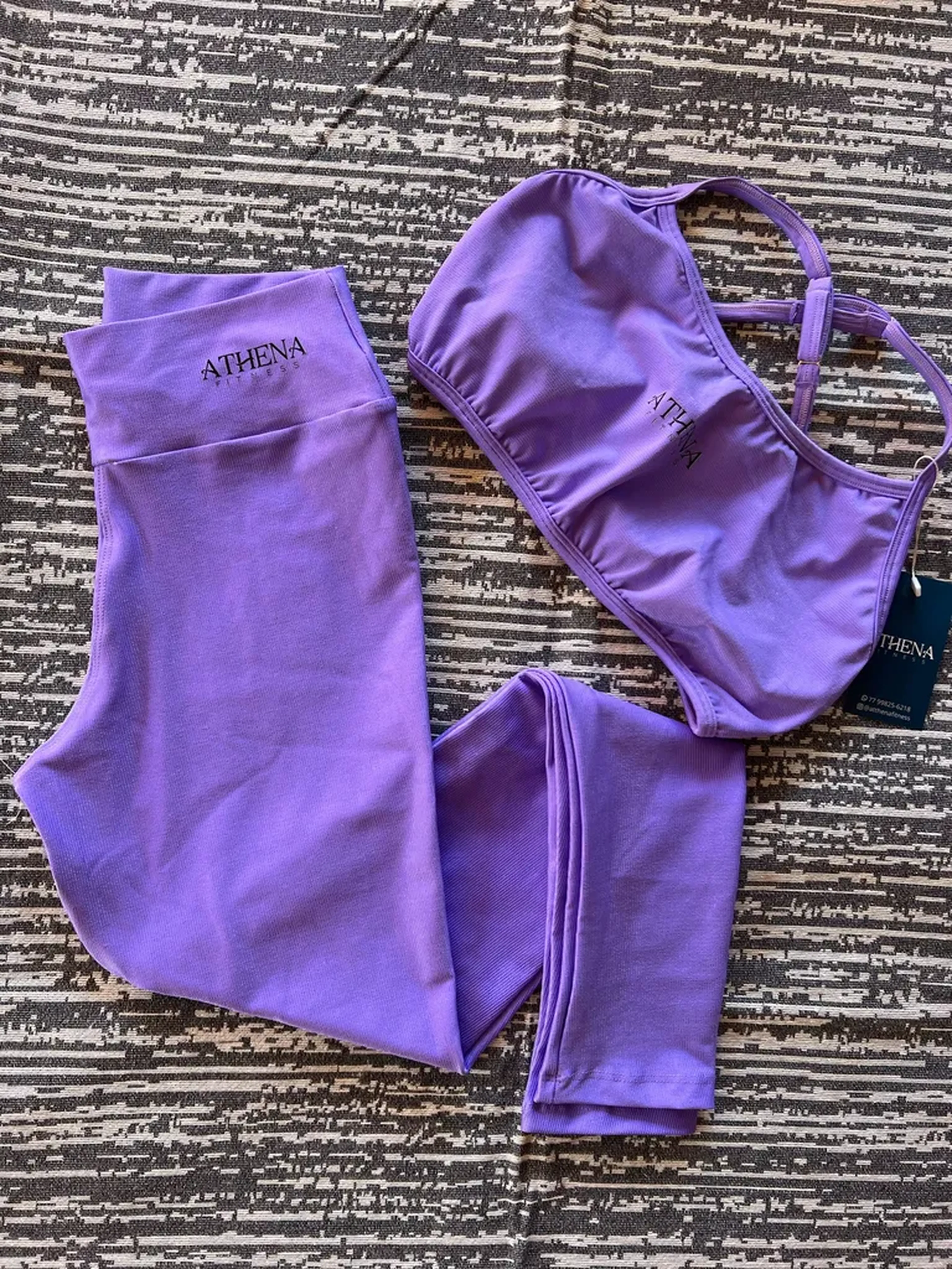 Conjunto de Roupas de Academia imagem