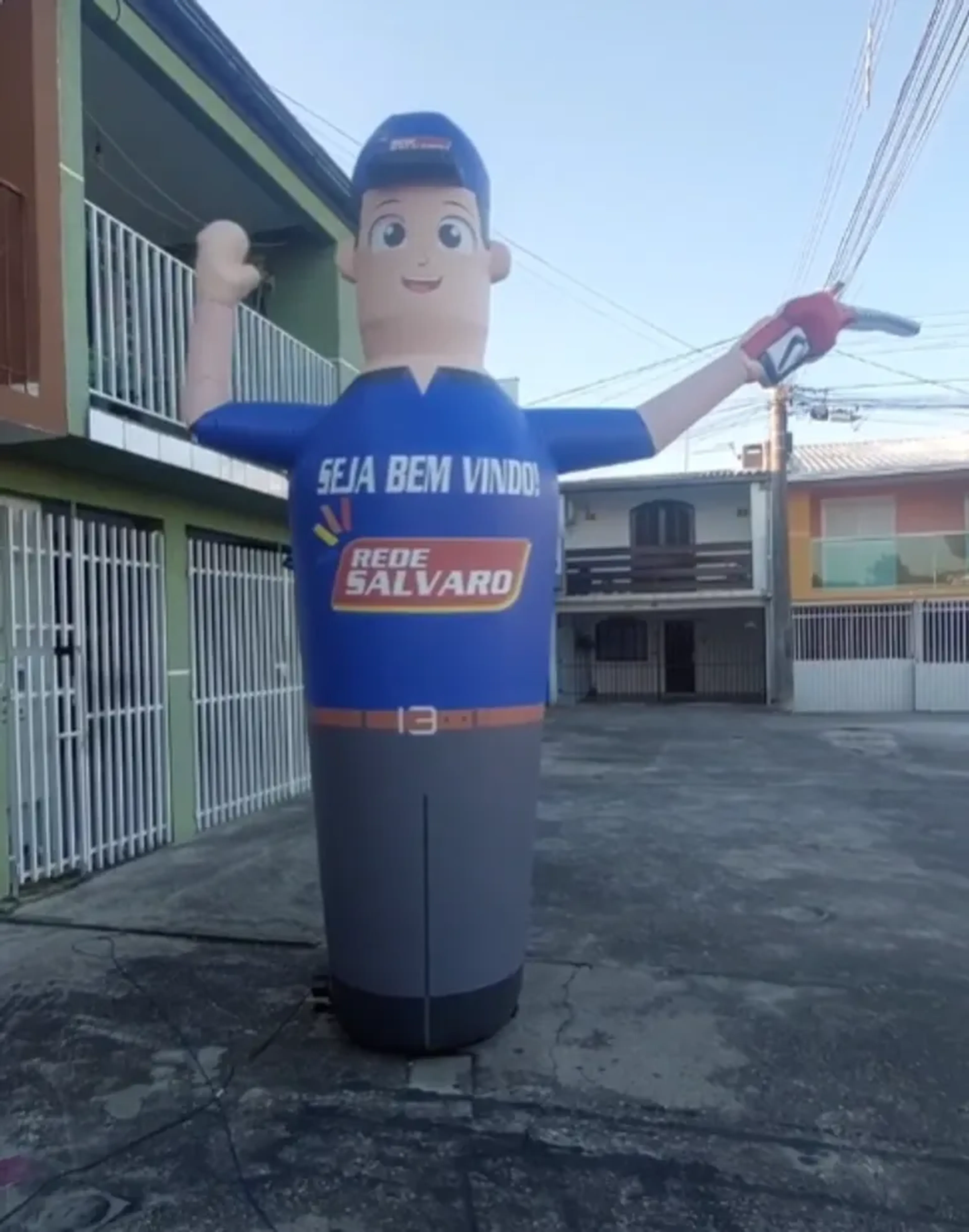 Boneco interativo com 3 metros personalizado imagem
