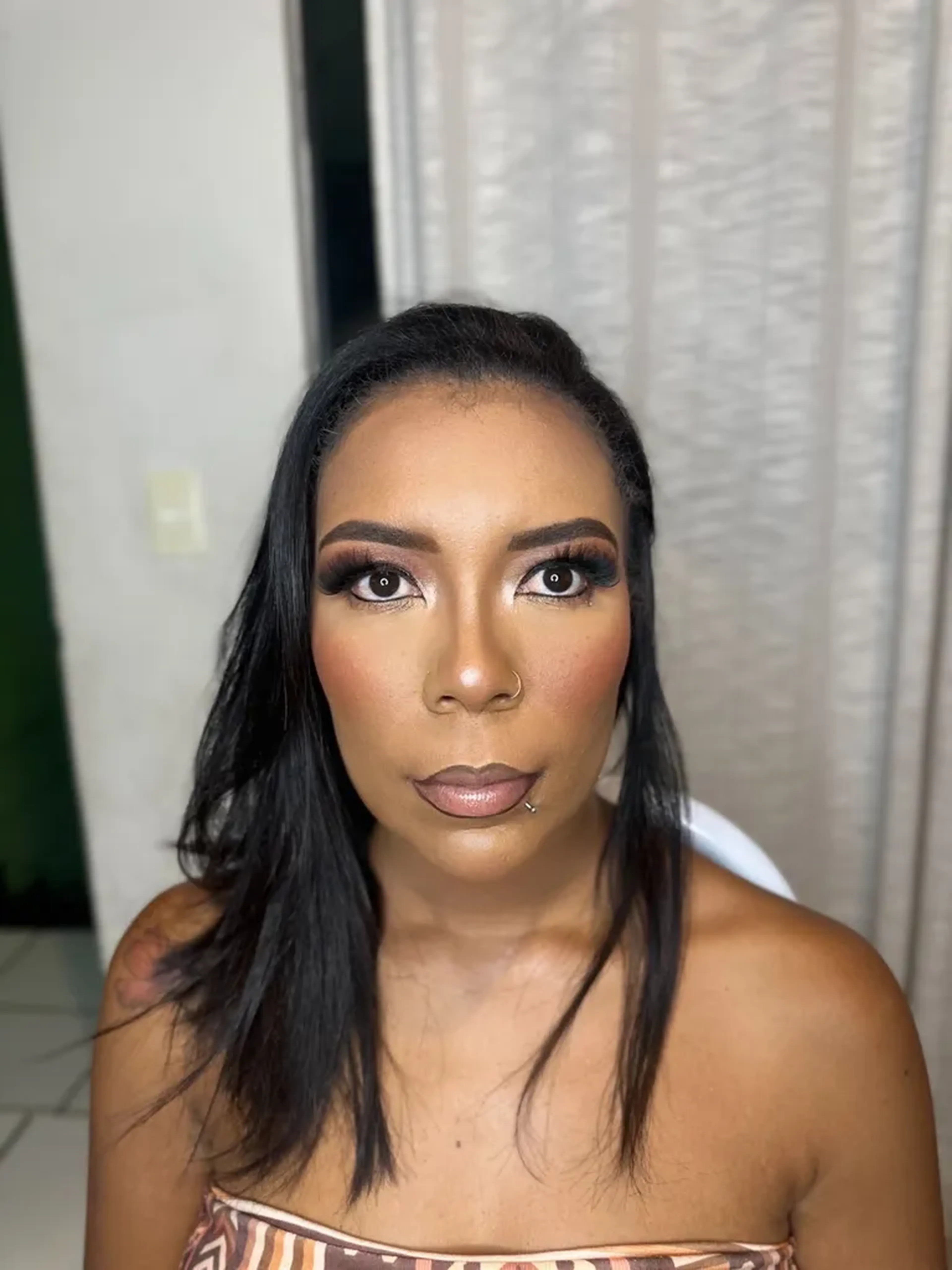 MAQUIAGEM PARA FOTO COM CÍLIOS imagem