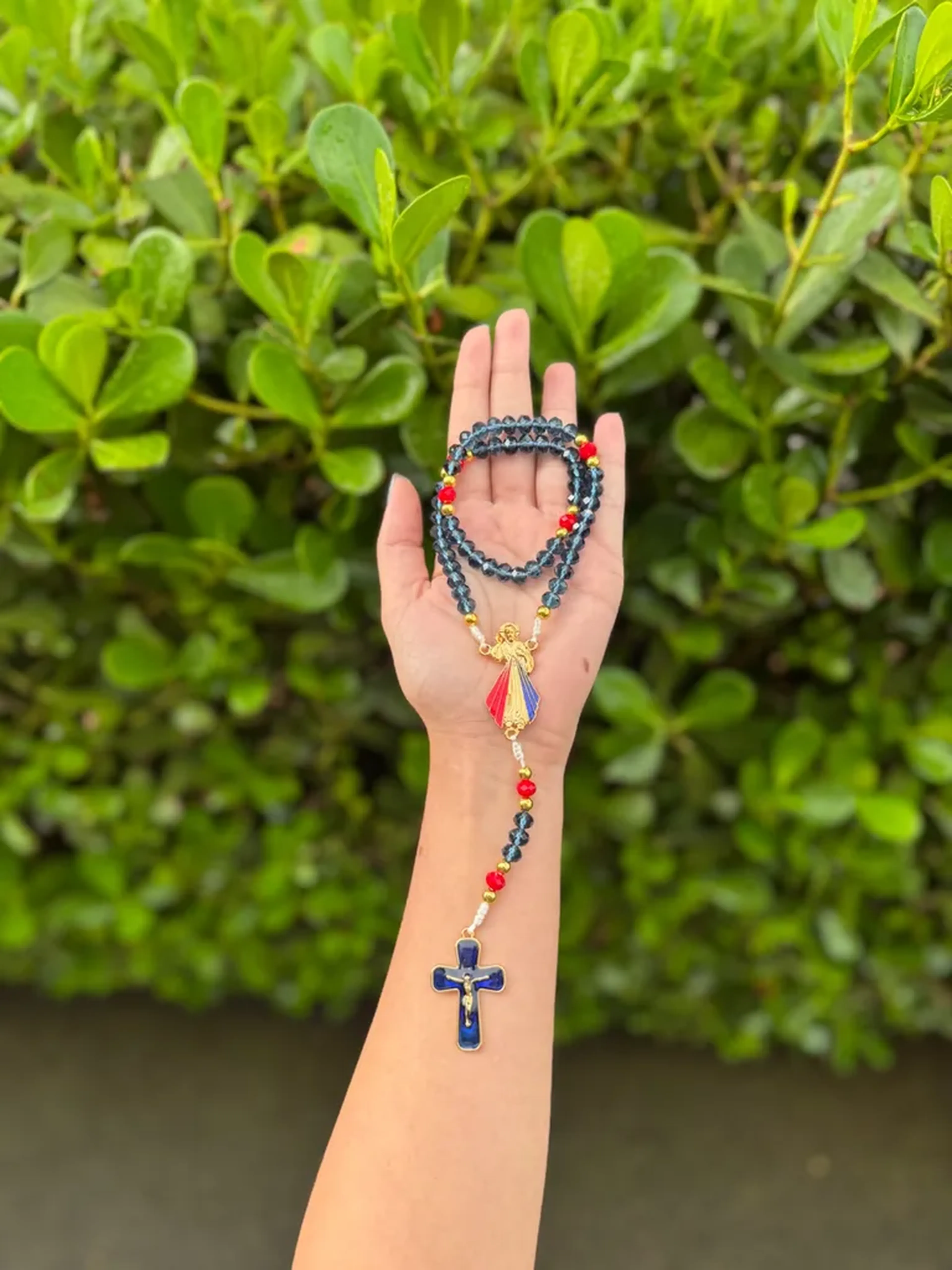 Terço Jesus Misericordioso em cristal imagem