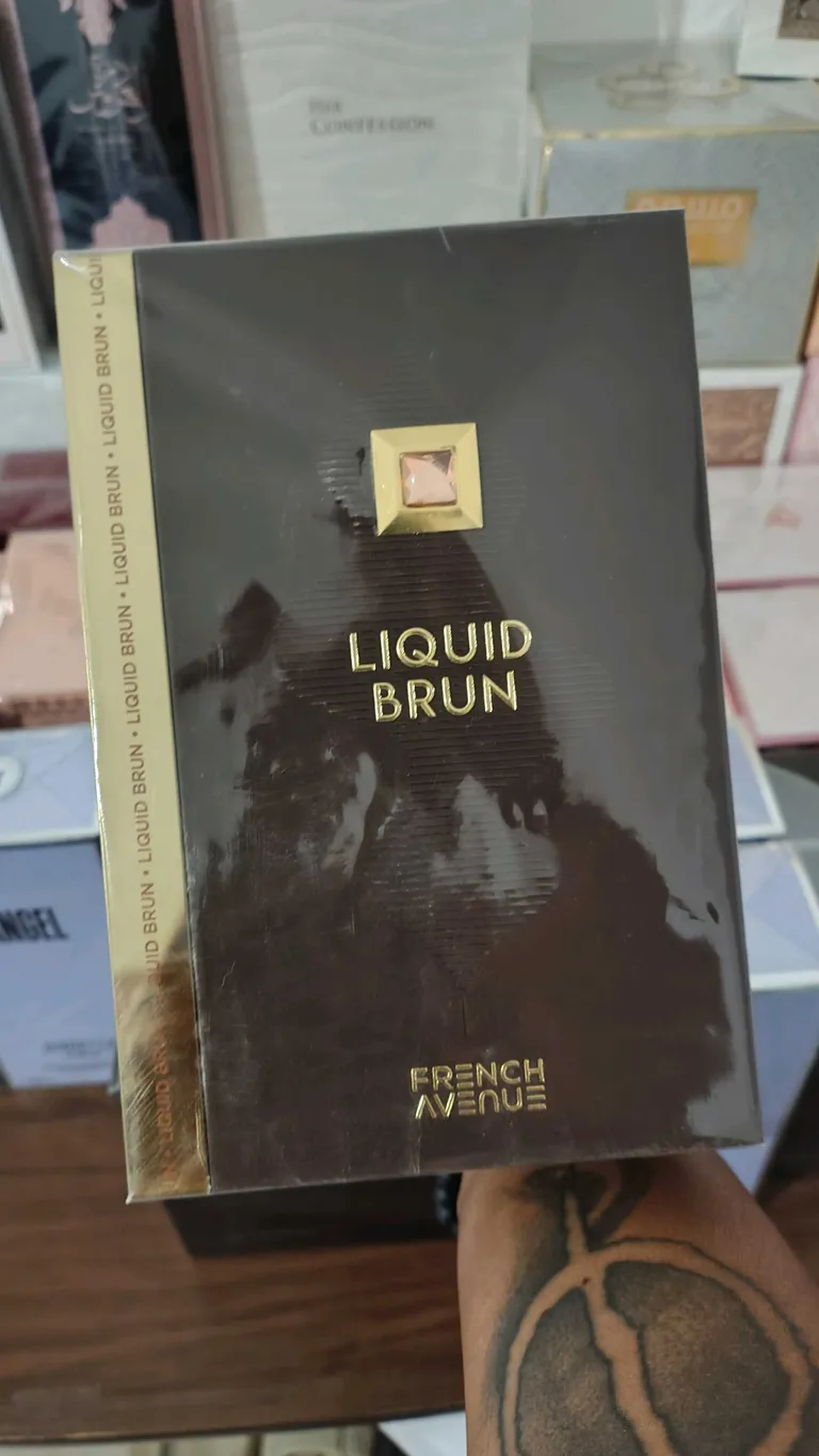 Liquid Brun imagem