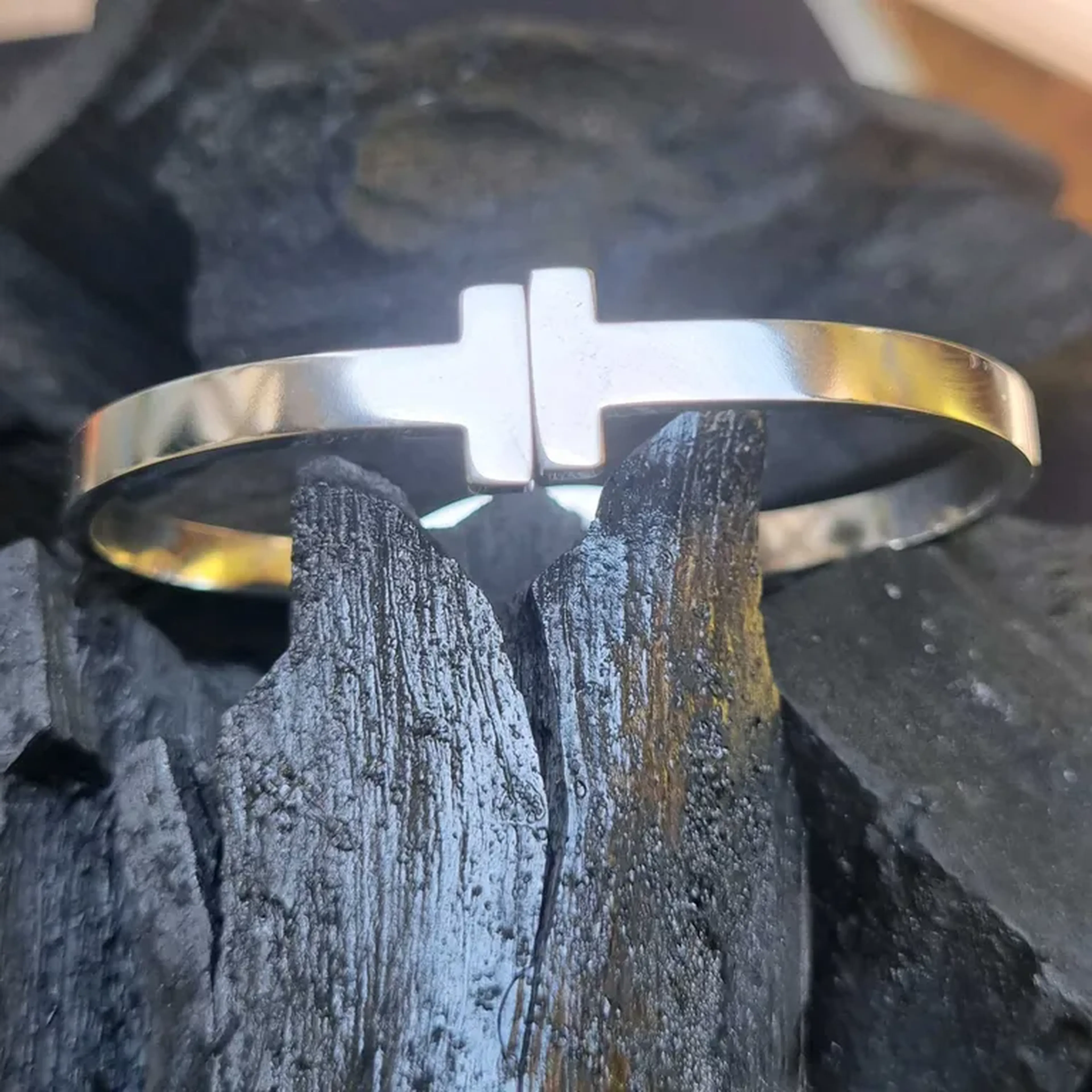 BRACELETE INSPIRAÇÃO ALTA JOALHERIA imagem