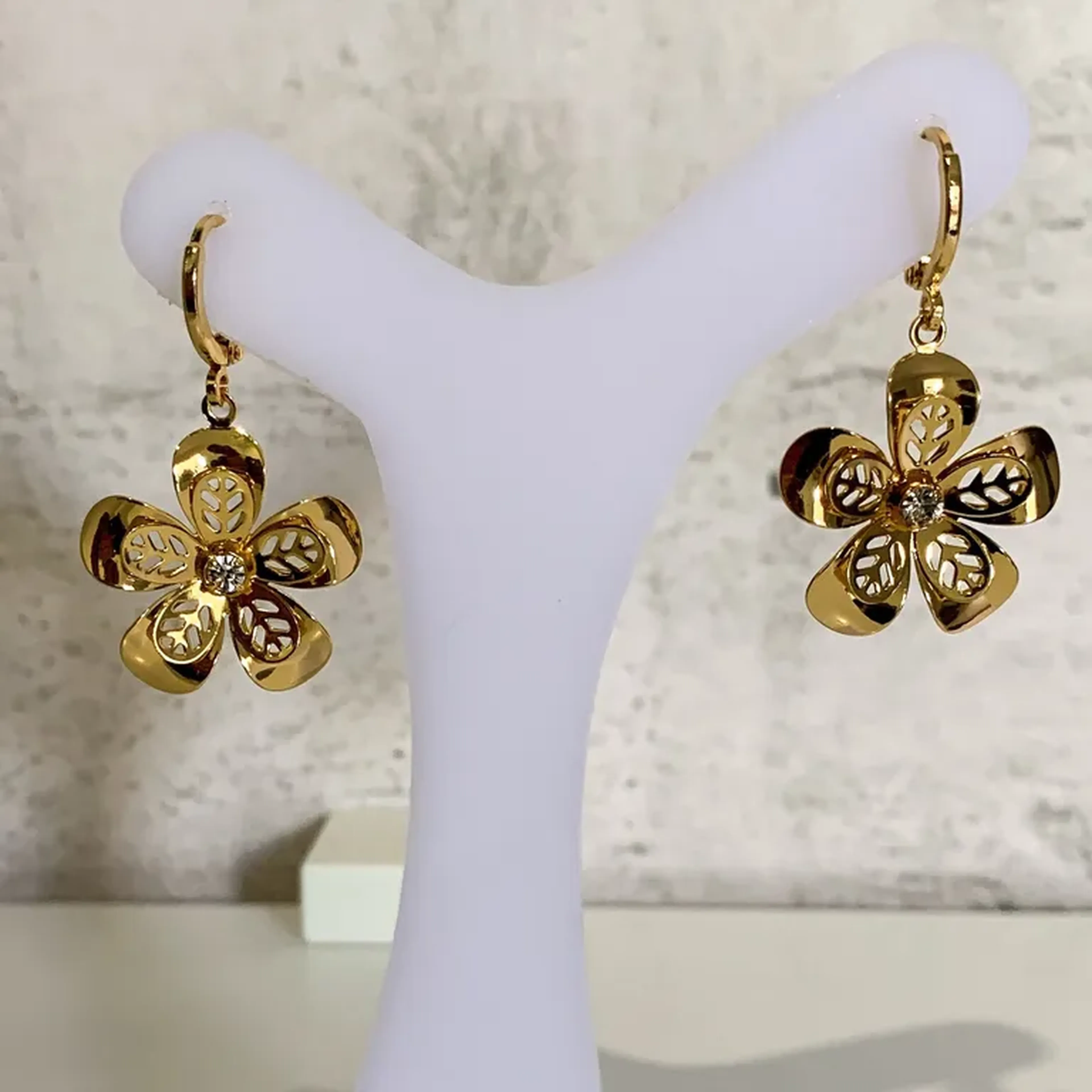 BRINCO ARGOLA FLOR imagem